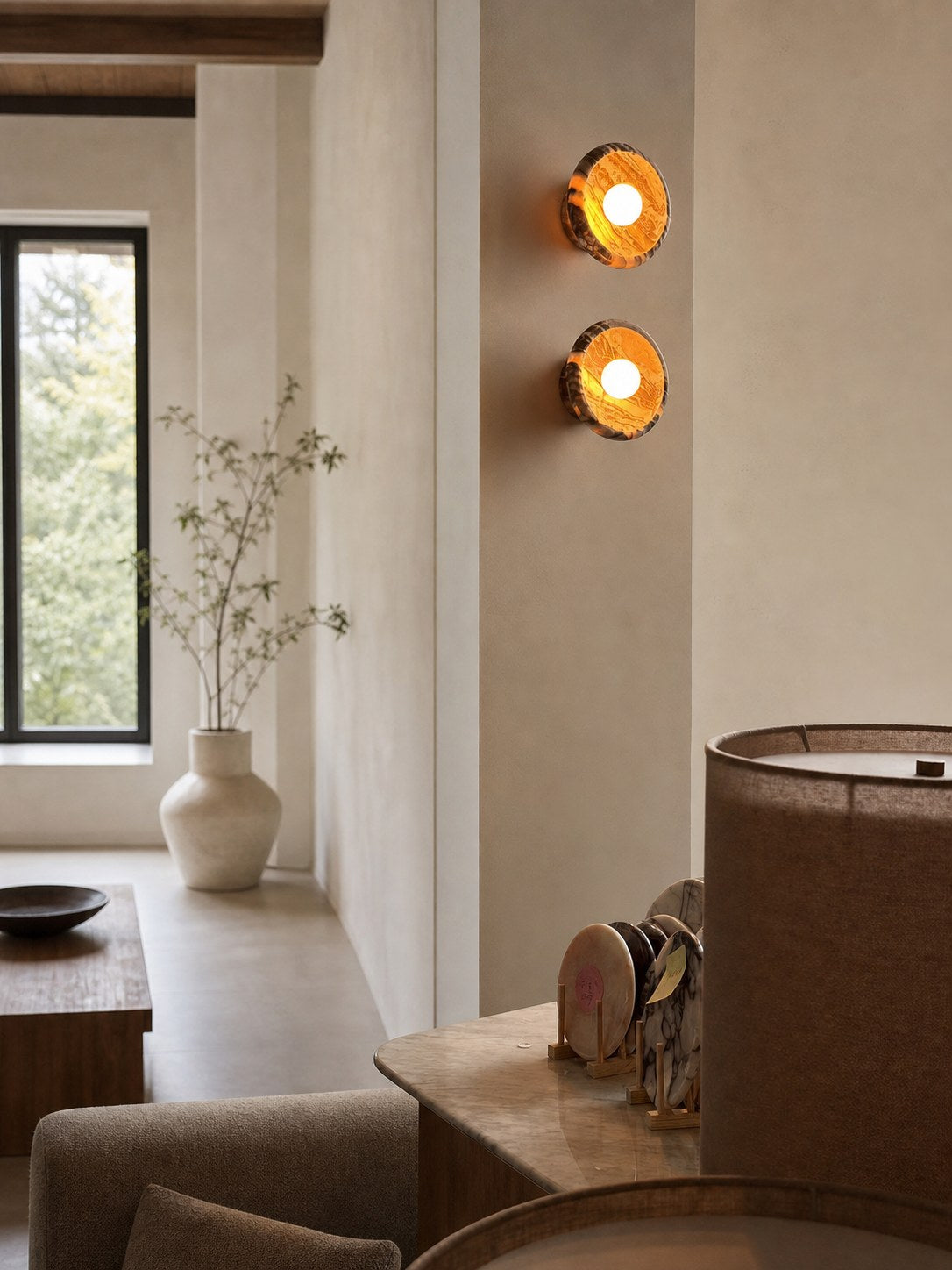 Piedra Marble Wall Lamp