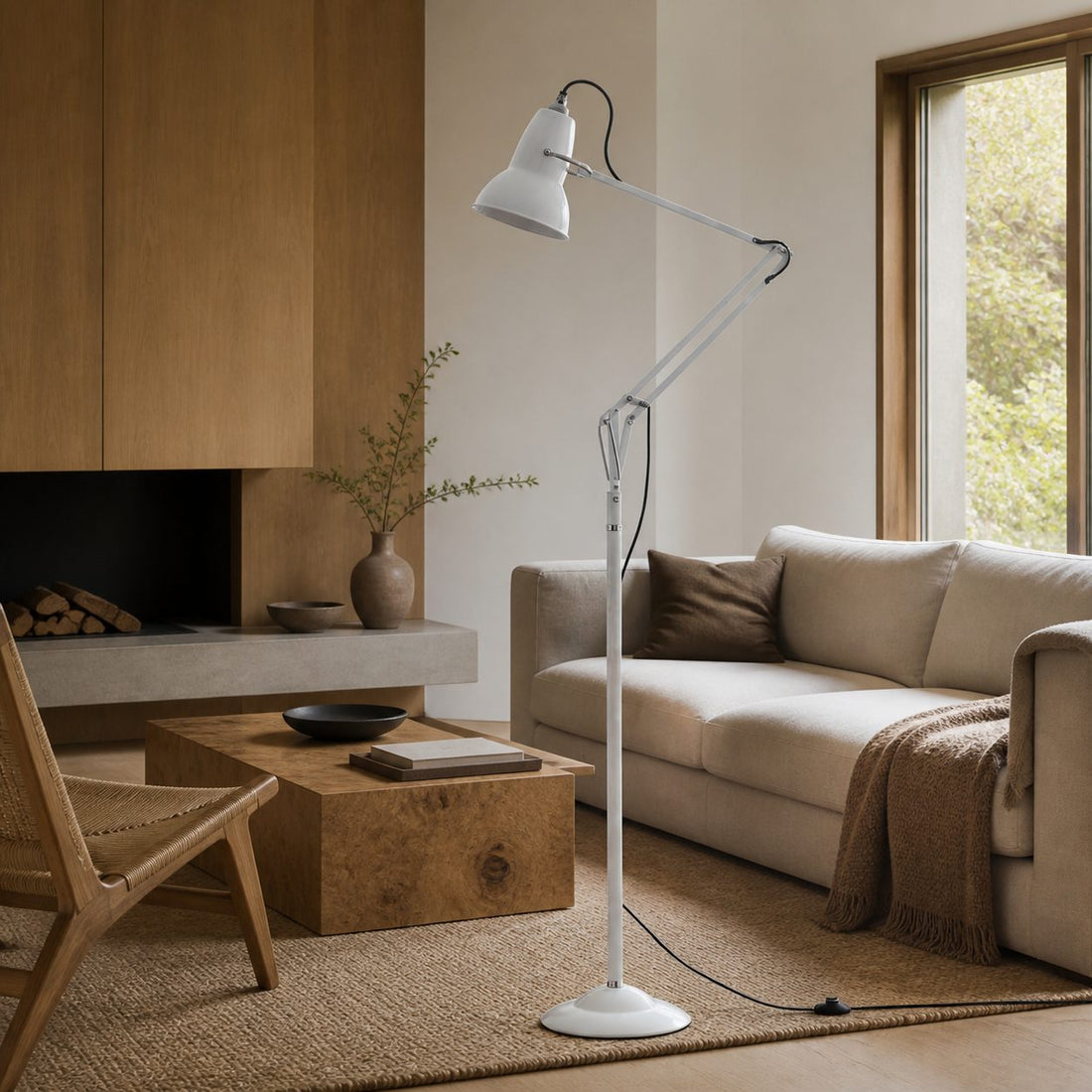 Modryx Classic Adjustable Floor Light with Refined Lines – Modern Functional Design for Home Interior Use