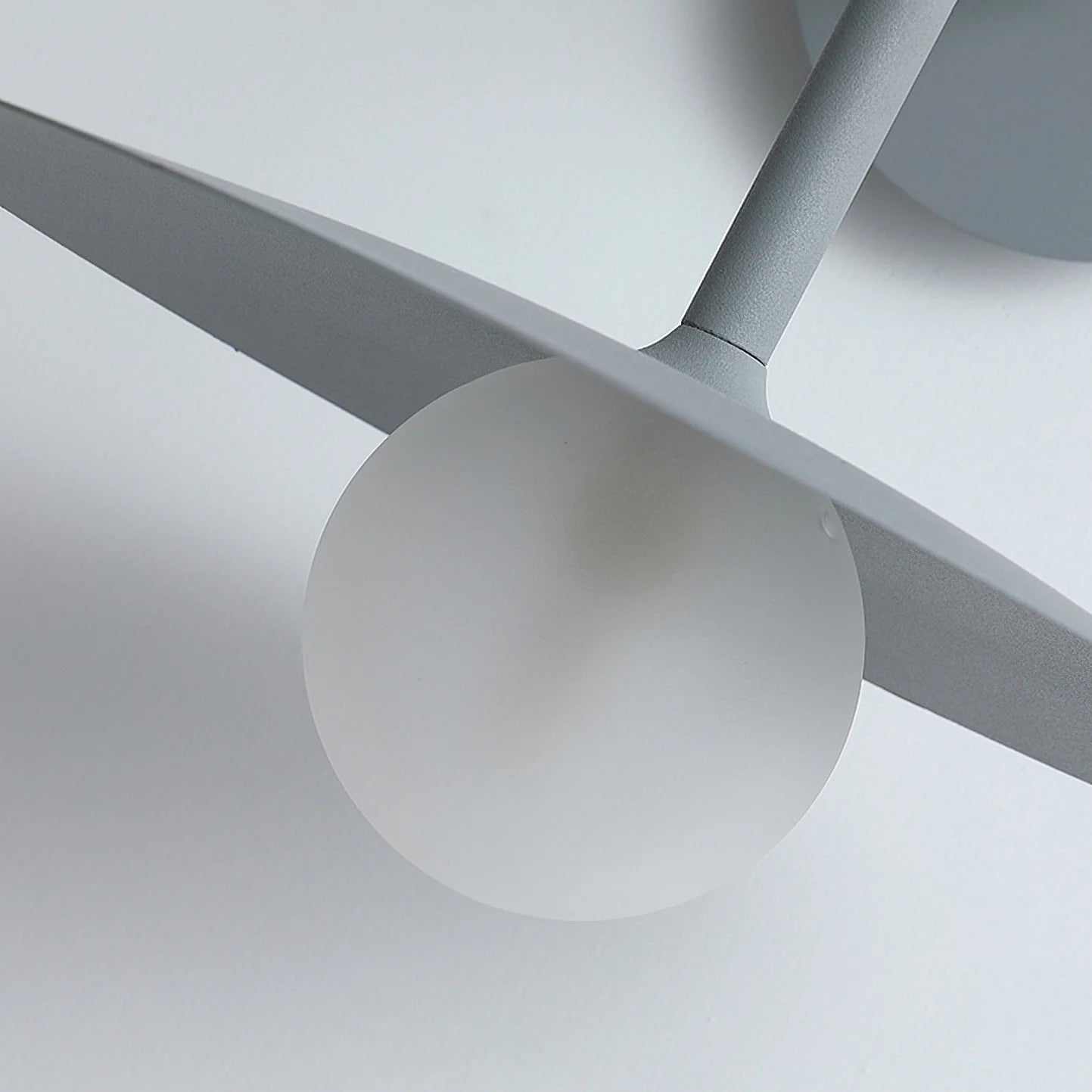 Vintage Top Hat Design Wall Scone