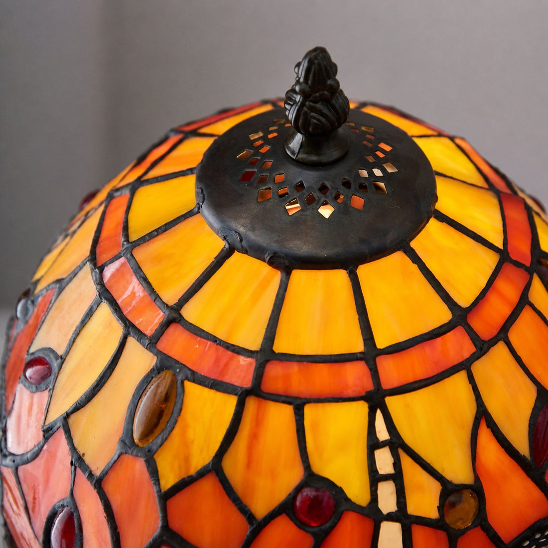 TF Dragonfly Hand-Cut Table Lamp – Vintage Stained Glass for Bedroom or Living Room