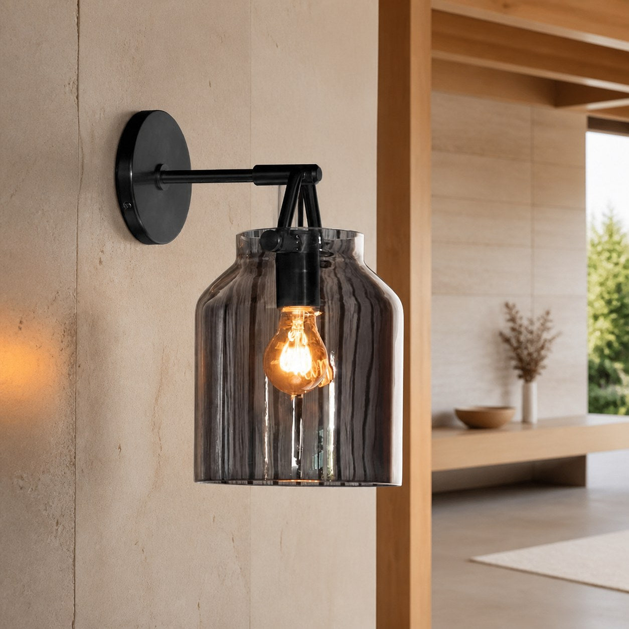 Hanton Minimalist Outdoor Wall Light - Matte Metal Industrial Sconce for Modern Spaces