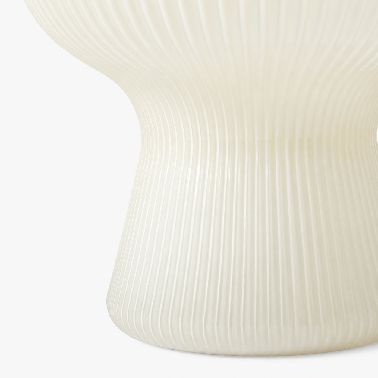 Novarise Ribbed Glass Table Lamp – Textured Glass Accent Lighting