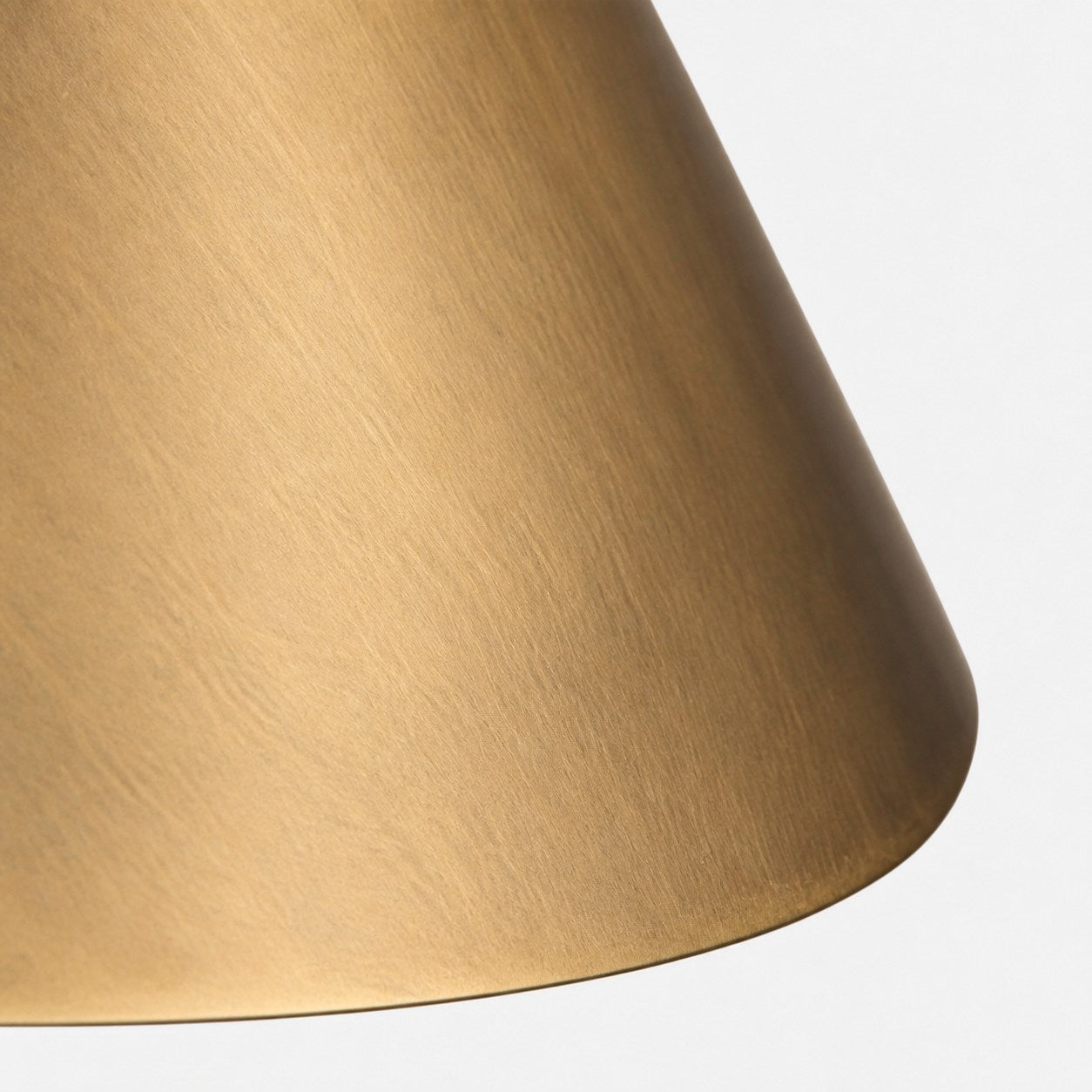 Aurecyl Table Lamp — Sleek Tapered Metal Table Lamp in Vintage-Style Finish for Living Room