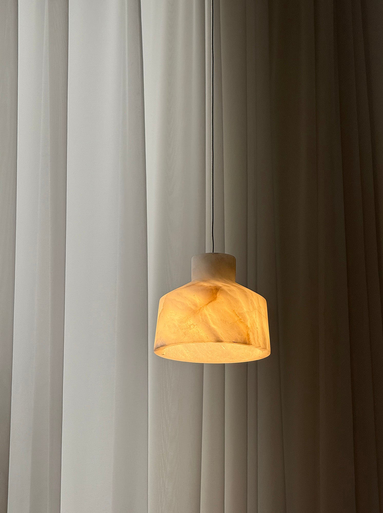 Alabaster Veining Pendant Lamp