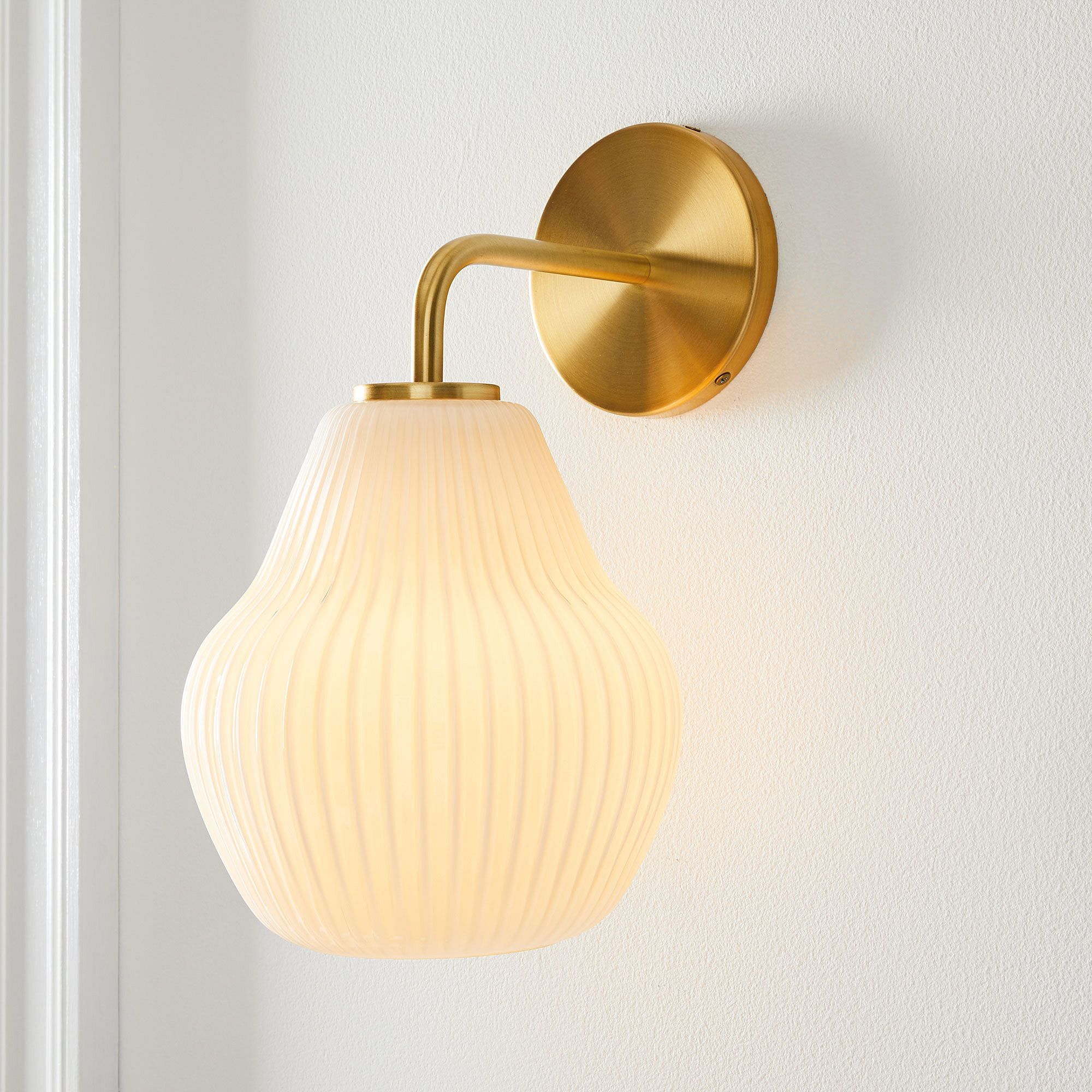 Rivrona Ribbed Glass Wall Sconce - Elegant Modern Lighting for Hallway & Bedroom