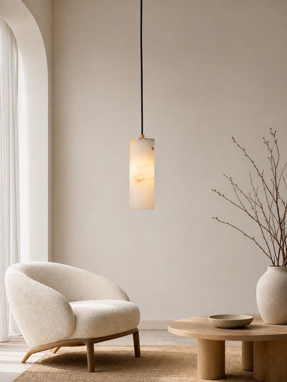 Nula Vertical Alabaster Pendant Light