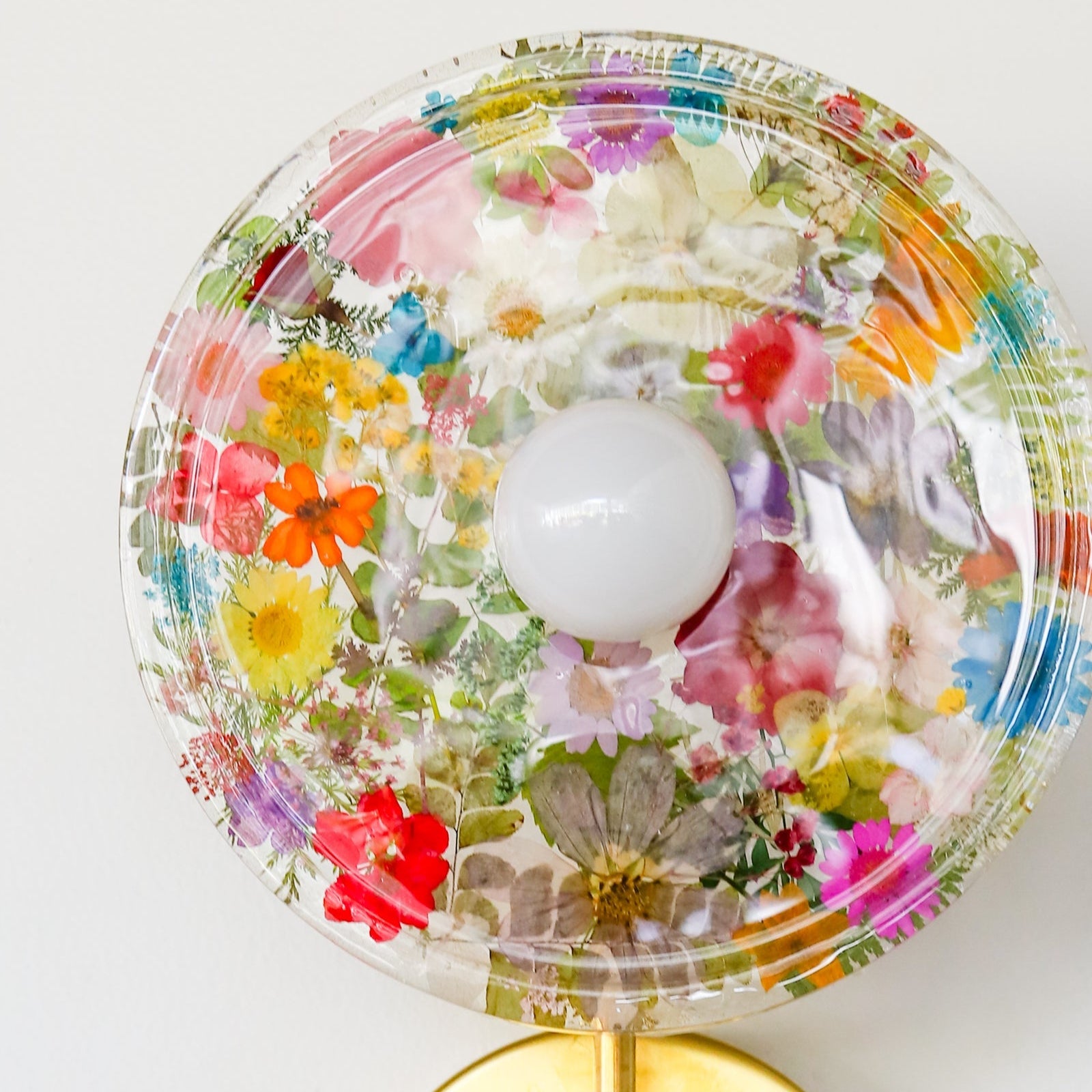 Resin Botanical Wall Sconce - Nature Inspired Flush Mount Lighting