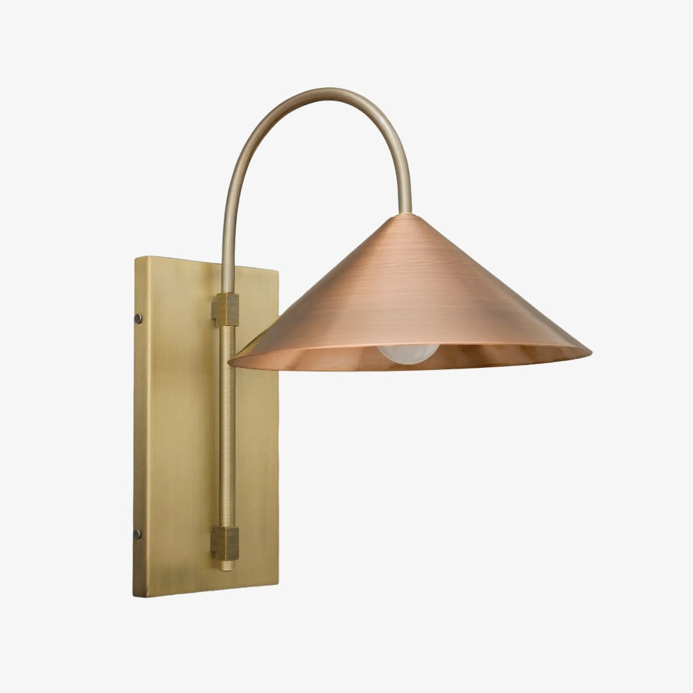 Conique Metal Minimalist Wall Sconce - Sculptural Brass Arch Light for Modern Interiors