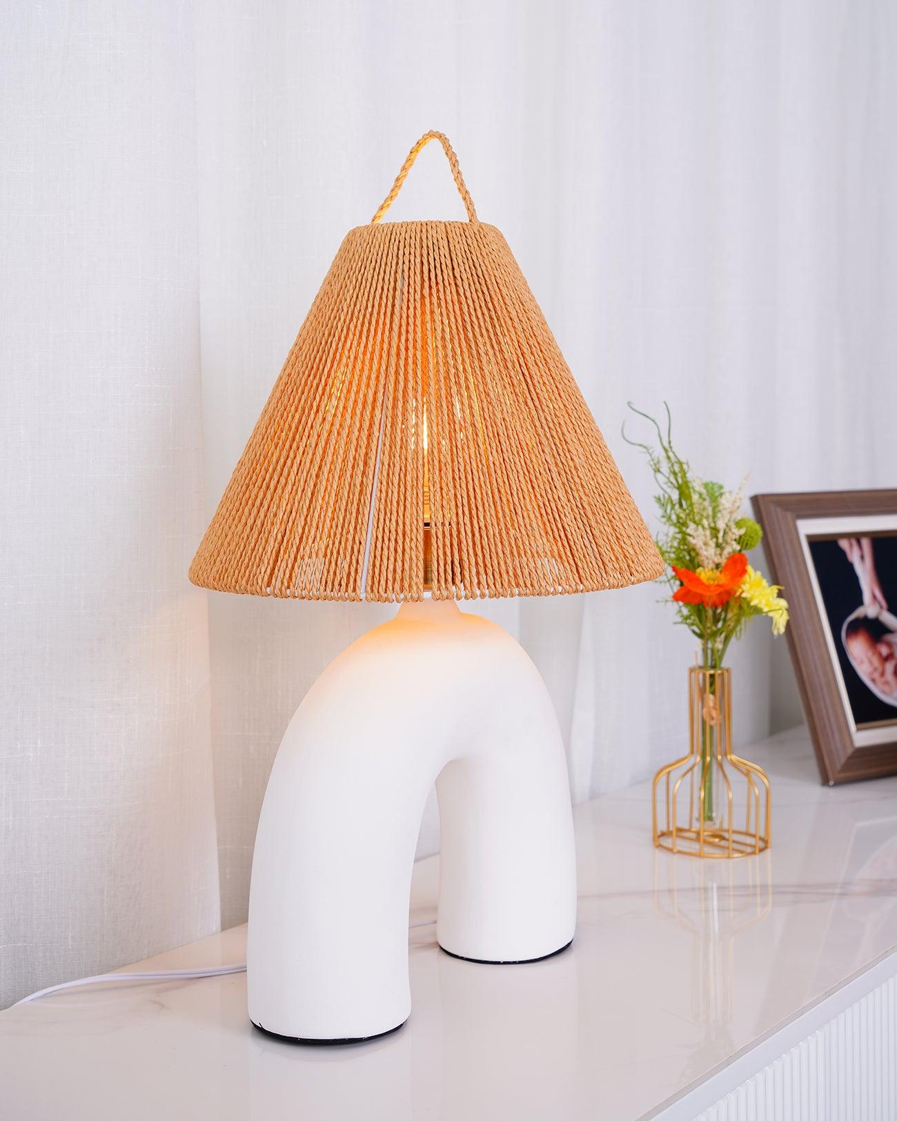 Arch - Shaped Straw Hat Table Lamp