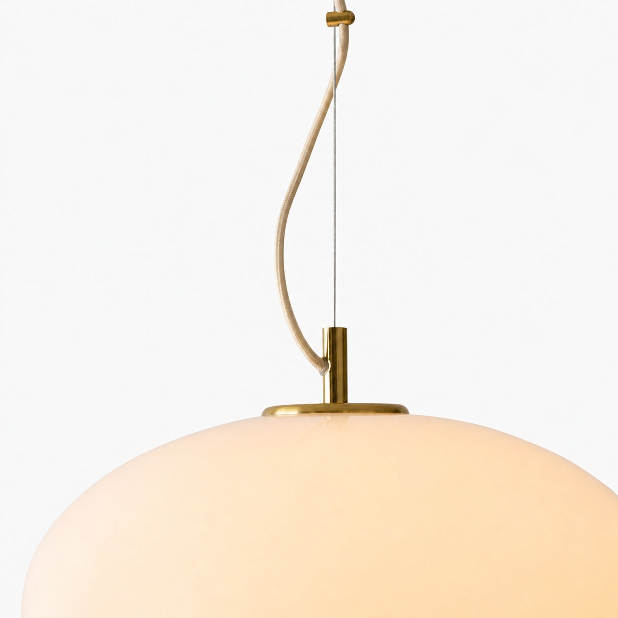 Lumivelle Minimalist Glass Pendant – Adjustable Height Dimmable Design