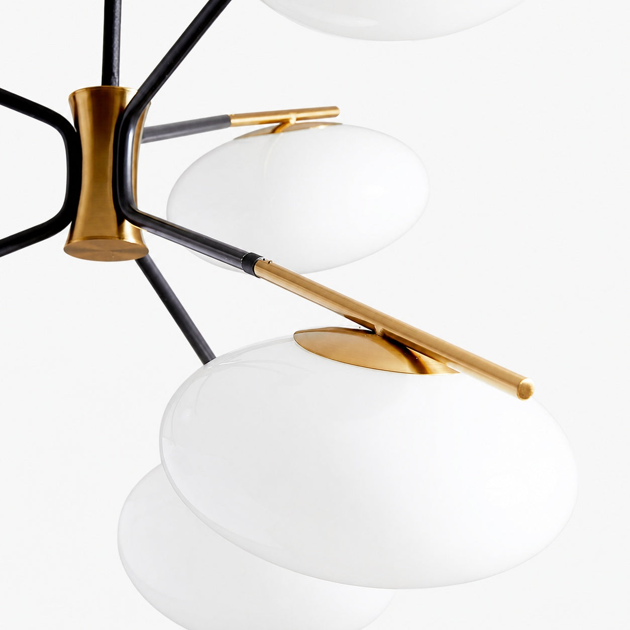 Brimush Flattened-Globe Pendant Lamp – Minimalist Architectural Form