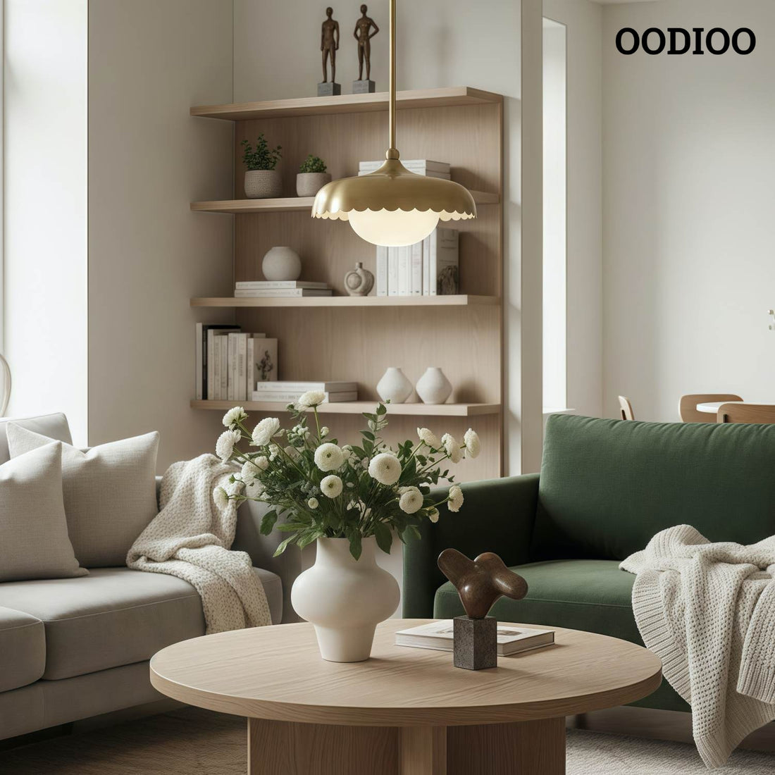 Rayla Retro Brass Scalloped Shade Pendant Lamp – Perfect for Living Rooms and Cafes