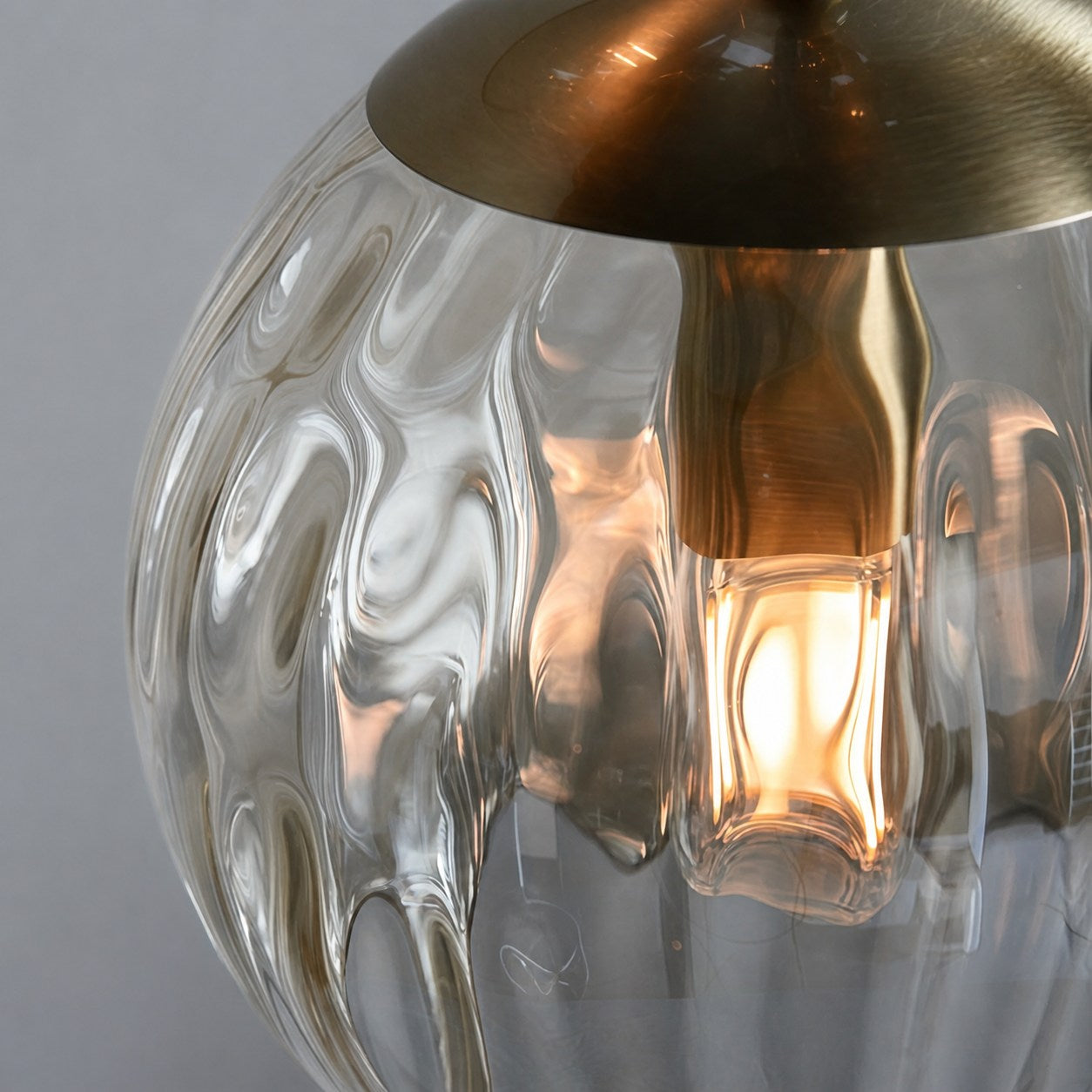 Tracian Dimpled Globes 3-Light Pendant Lamp – Sculptural Amber Lighting Ideal for Lounge or Entryway