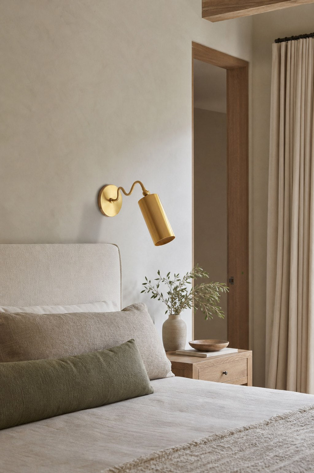 Bea Wall Lamp