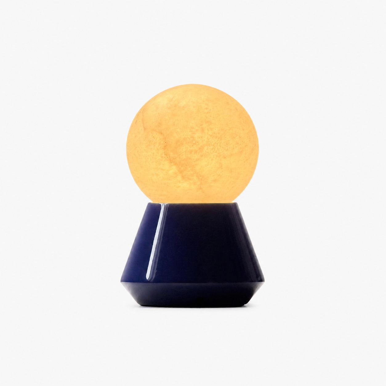 Bilia Mini Table Lamp (Built-in Battery)