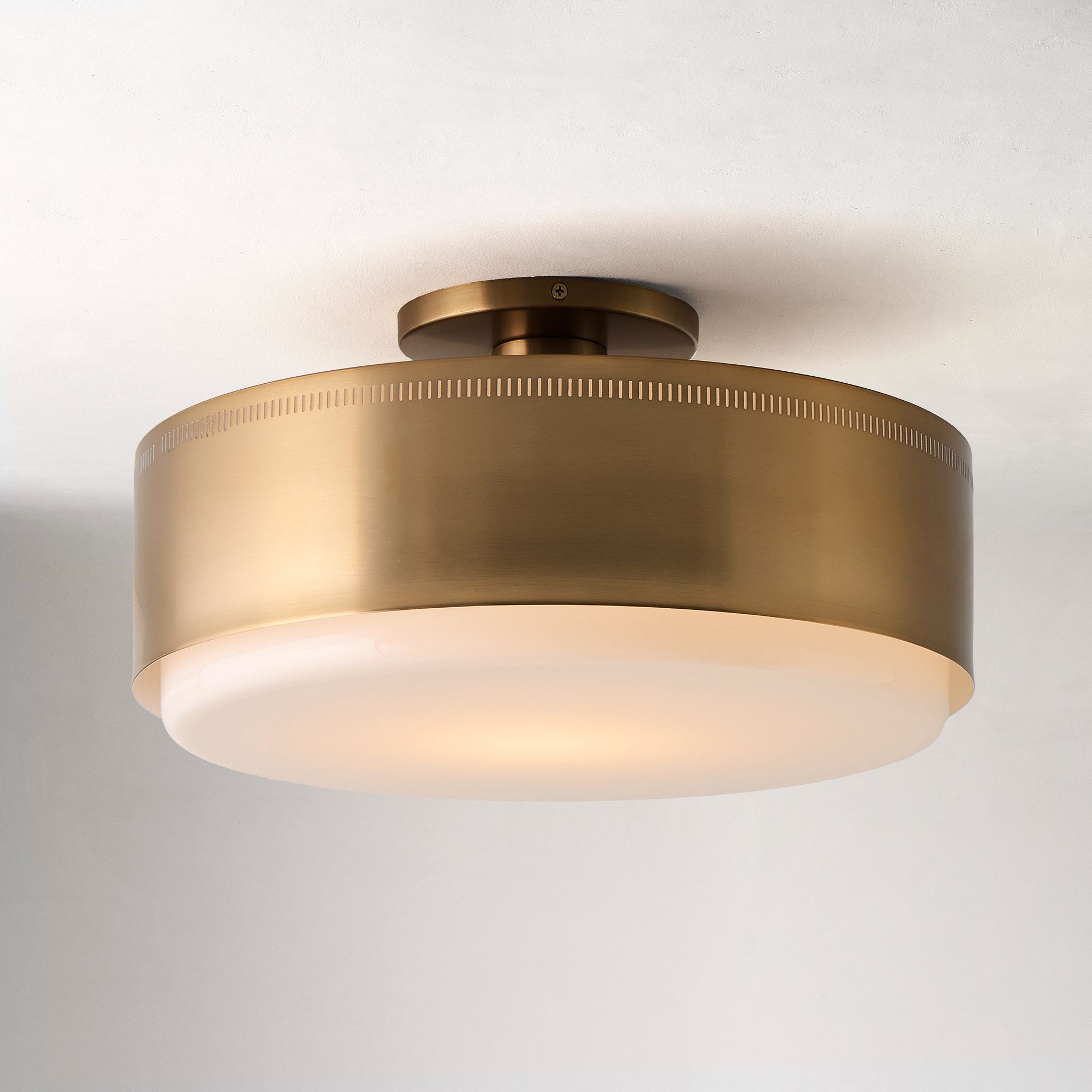 Bolvira Metal Flush Mount - Contemporary Ceiling Light with Subtle Glow