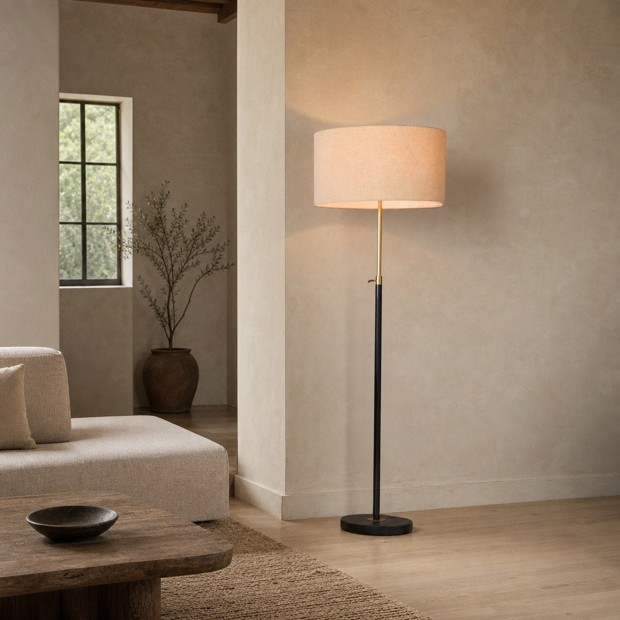 Mavora Adjustable Floor Lamp - Modern Telescoping Light with Linen Shade for Reading