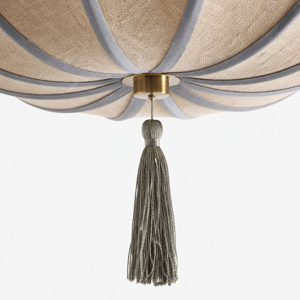 Valoflor Ceiling Light - Floral Petal Design Flush Mount Ceiling Lamp Modern Decorative Style