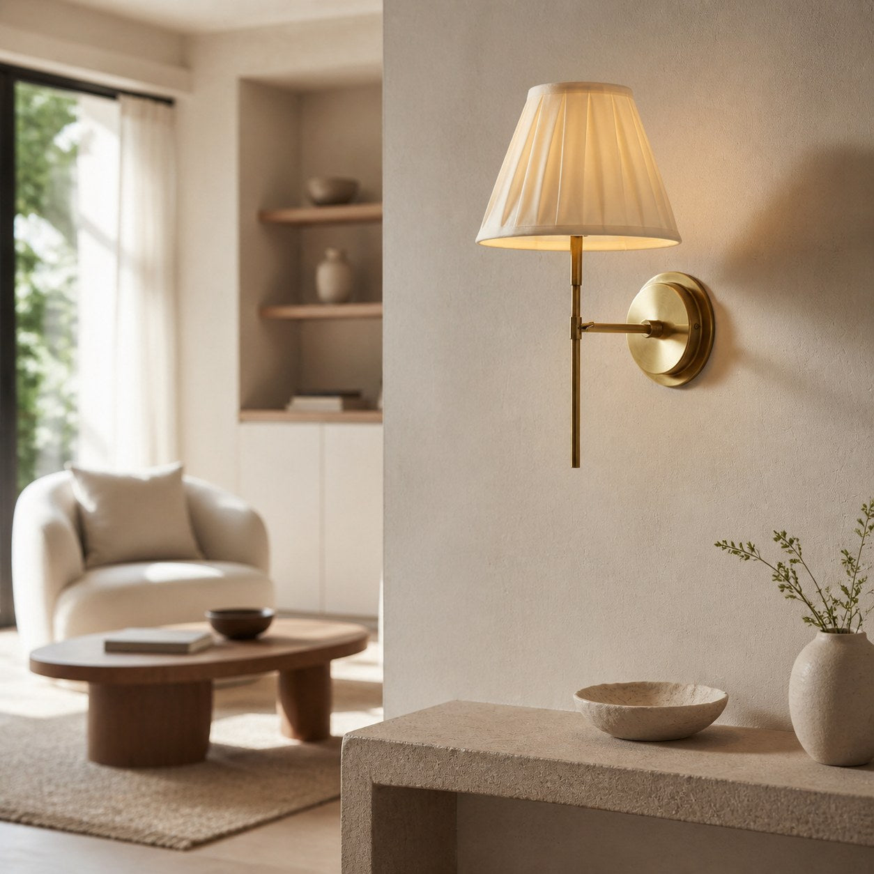 Cremaris Metal Wall Light with Fabric Shade - Timeless Sconce for Interior Lighting