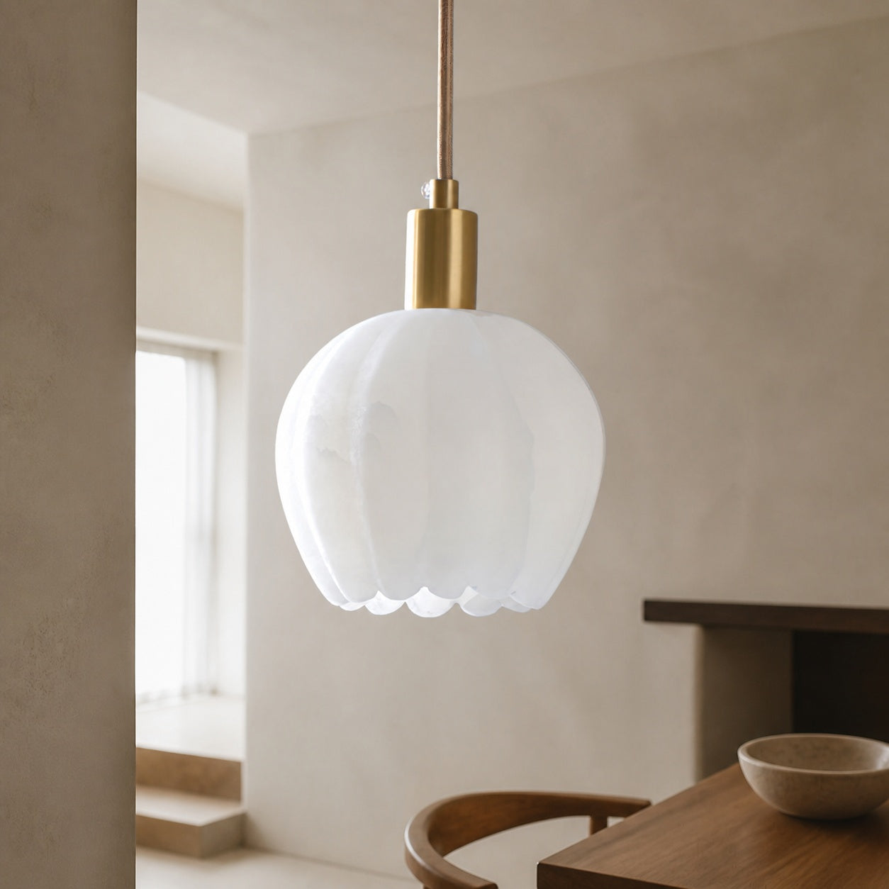 Lilin Alabaster Pendant Light