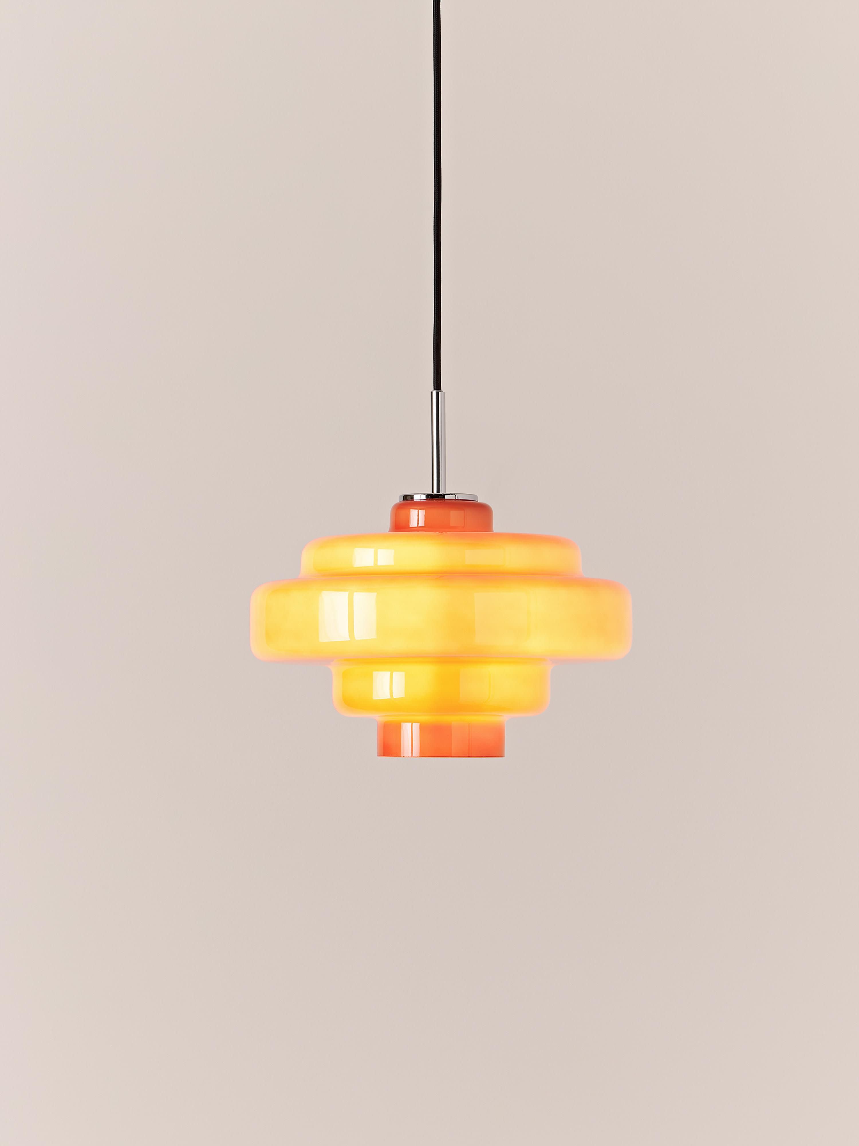 Koloro Elegant Retro Glass Pendant Light – Adjustable Length for Living Room & Hallway