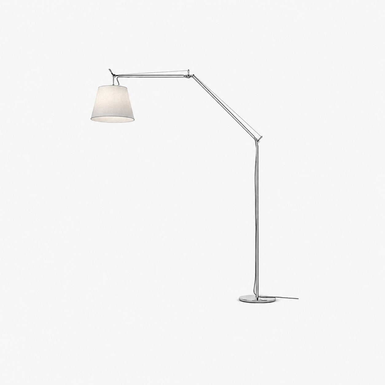 Velthea Floor Lamp