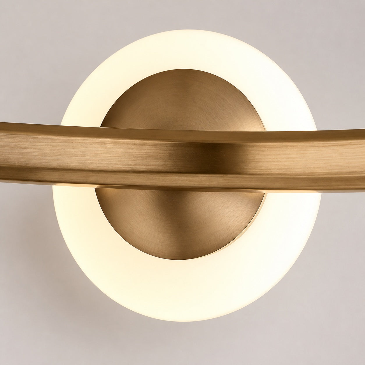 Brelia Round Light Chandelier - Modern Globe Chandelier in Stylish Design