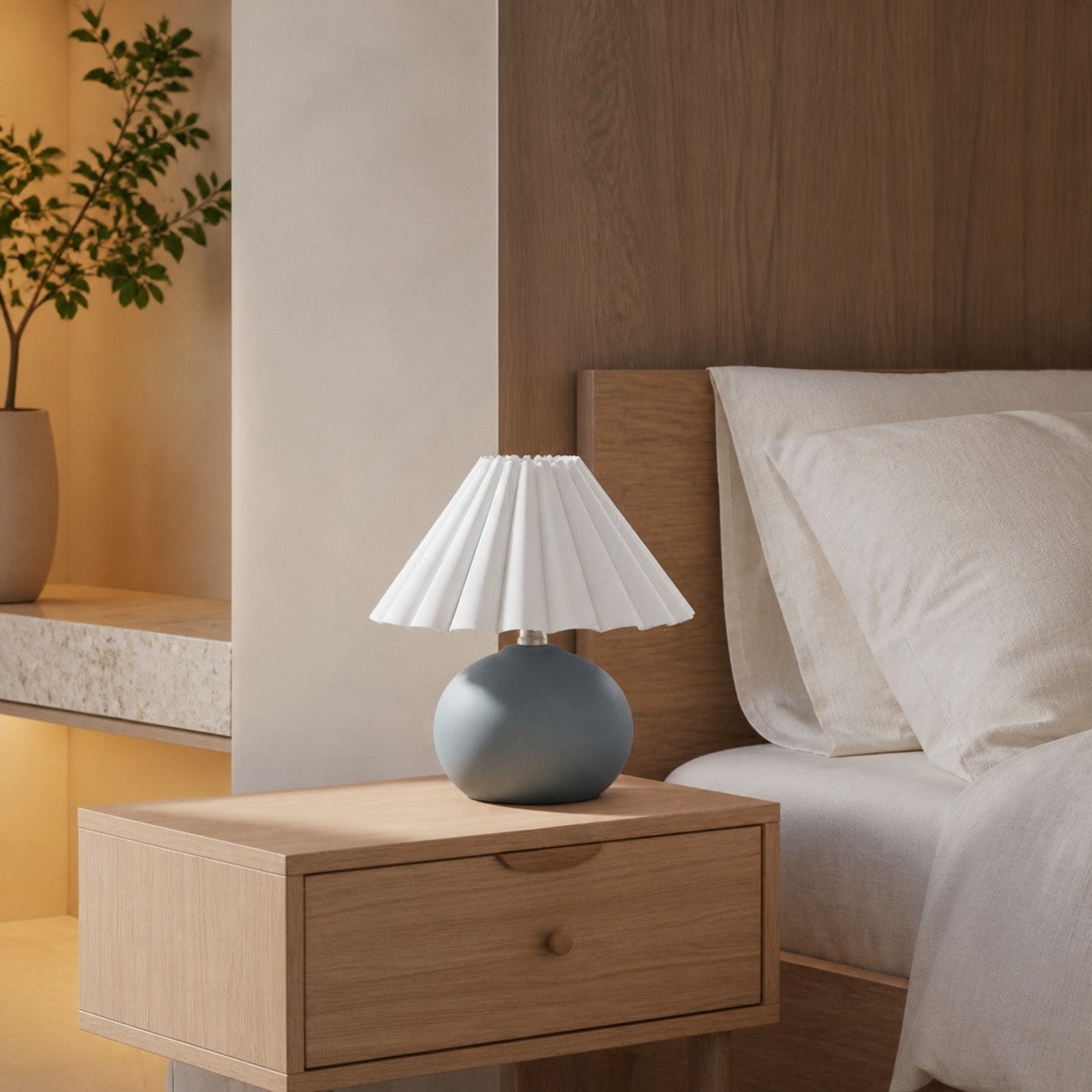 Ruffmeto Decorative Table Lamp — Round Ceramic Base with Pleated Fabric Shade for Cozy Spaces