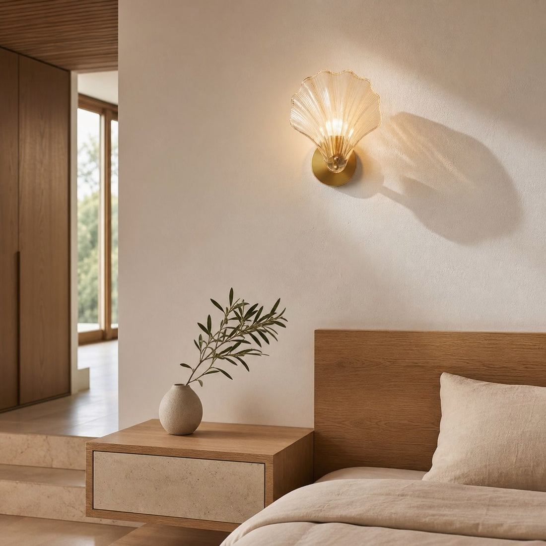 Shellora Stylish Shell Wall Light – Sculptural Glass and Metal Wall Lamp for Home N44