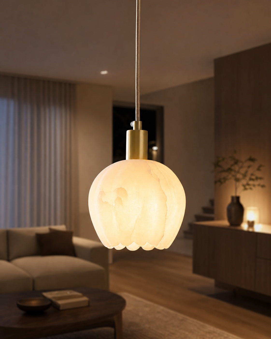 Lilin Alabaster Pendant Light