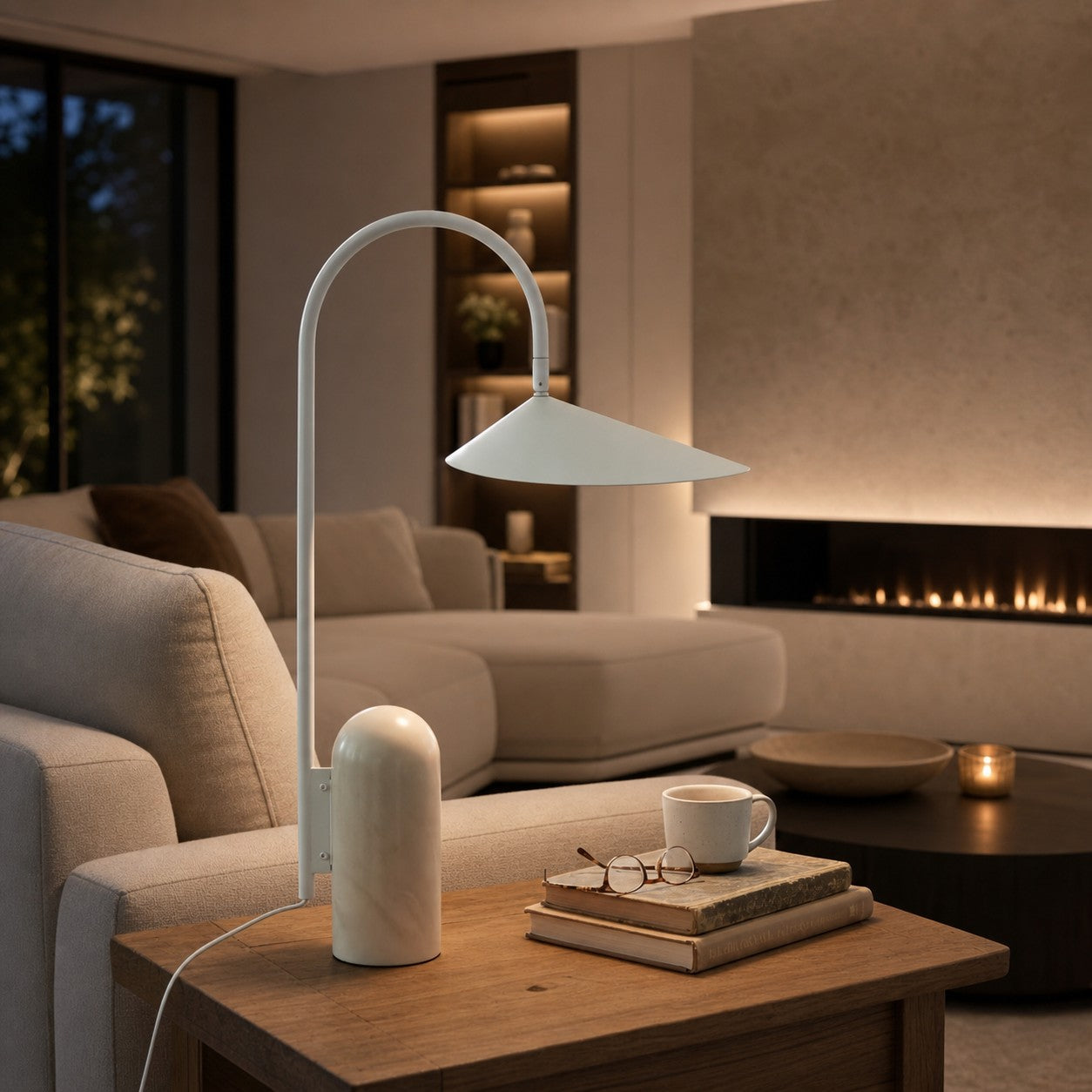 Nulavo Swivel Arm Leaf Shade Table Lamp - Adjustable Design for Living Room and Bedroom