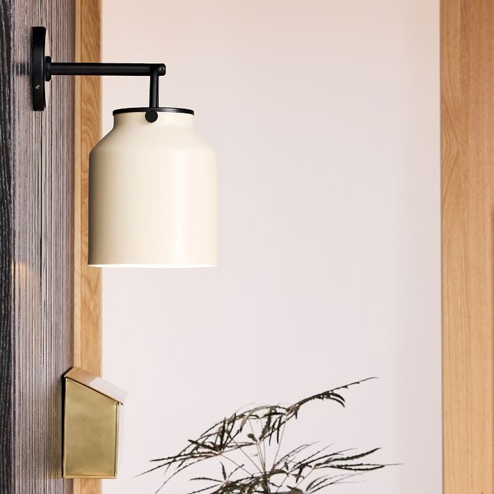 Hanton Minimalist Outdoor Wall Light - Matte Metal Industrial Sconce for Modern Spaces