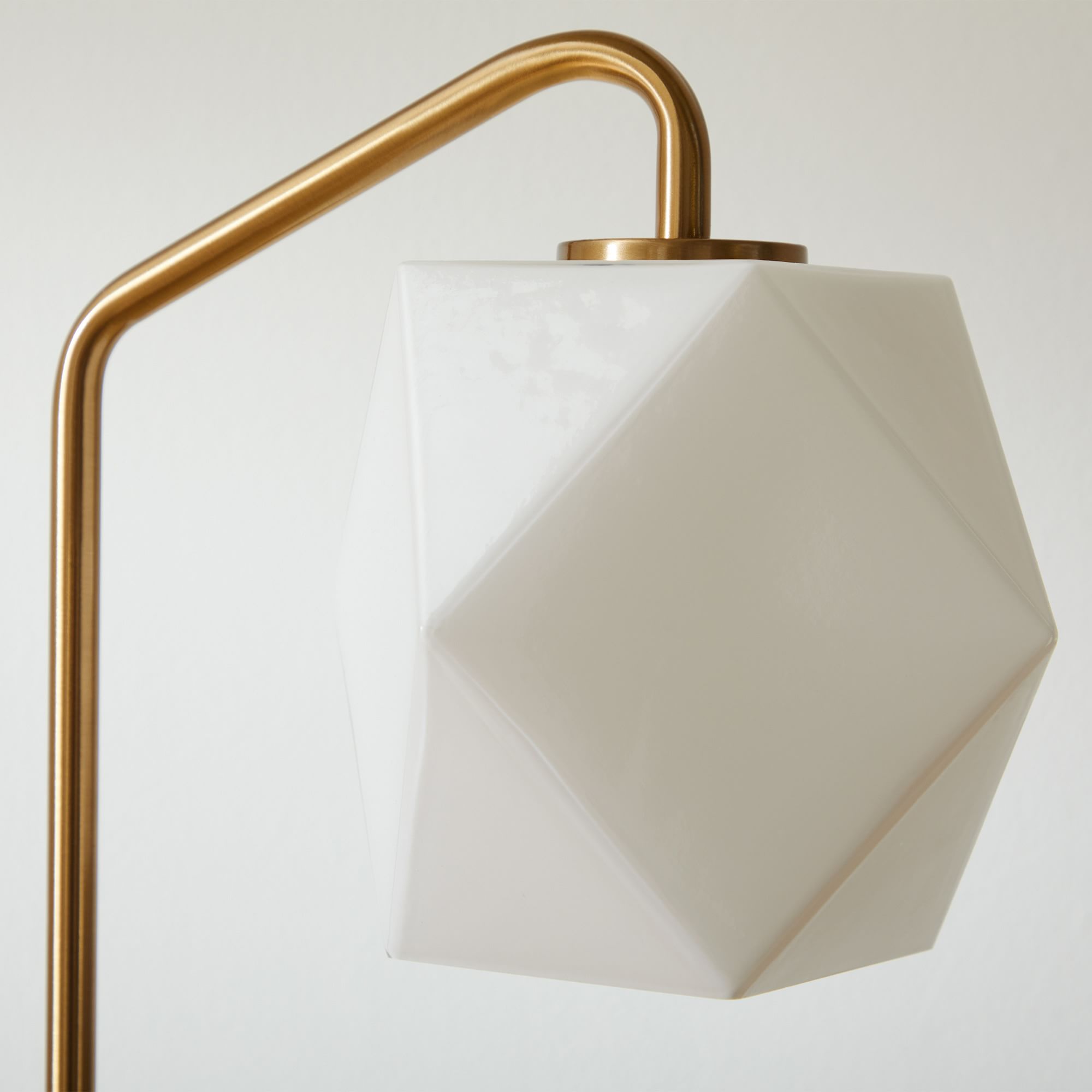 Talvior Luminous Geometric Faceted Glass Table Lamp
