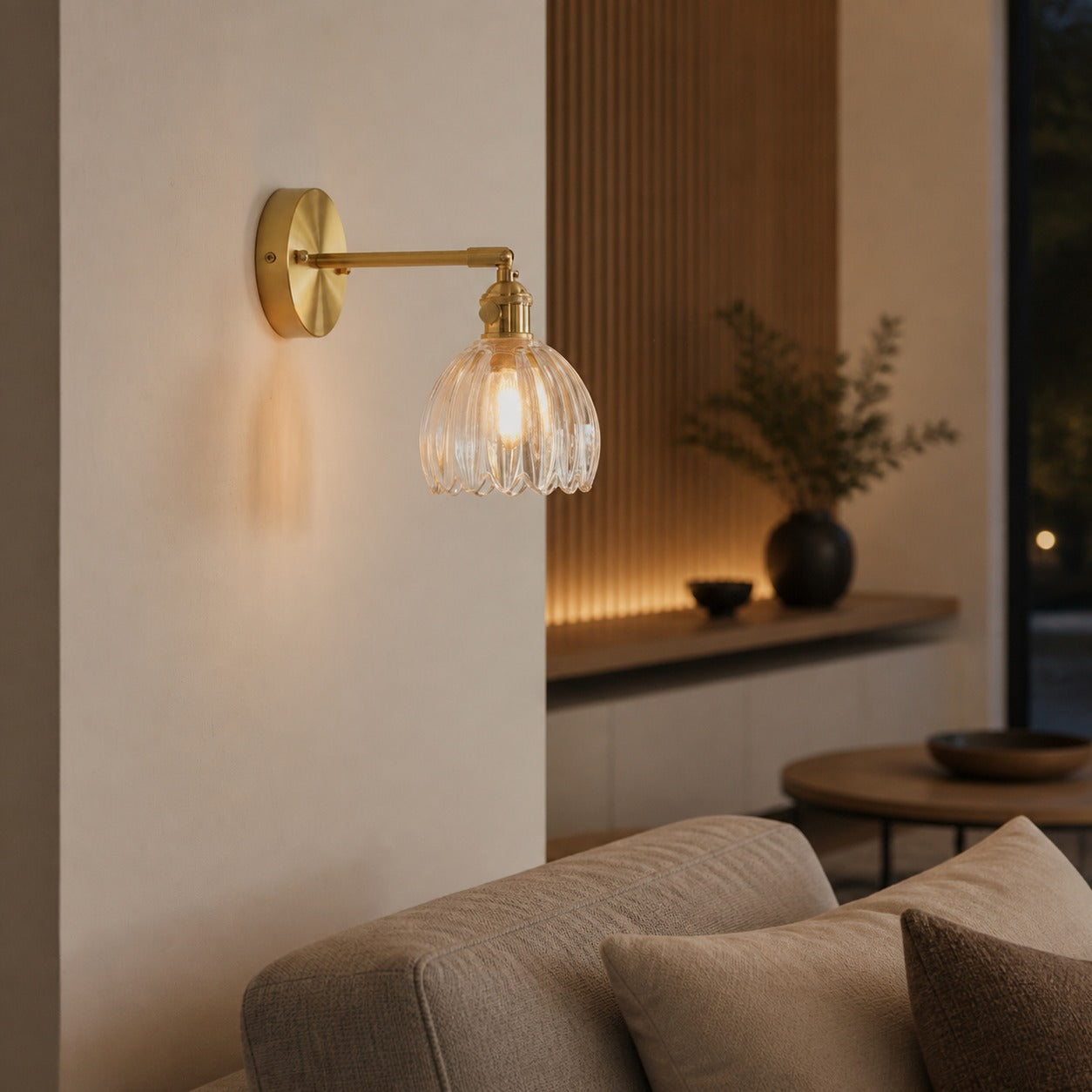 Blossix Floral Tulip Wall Sconce – Modern Wall Lamp Metal Base for Home Interior Lighting U27