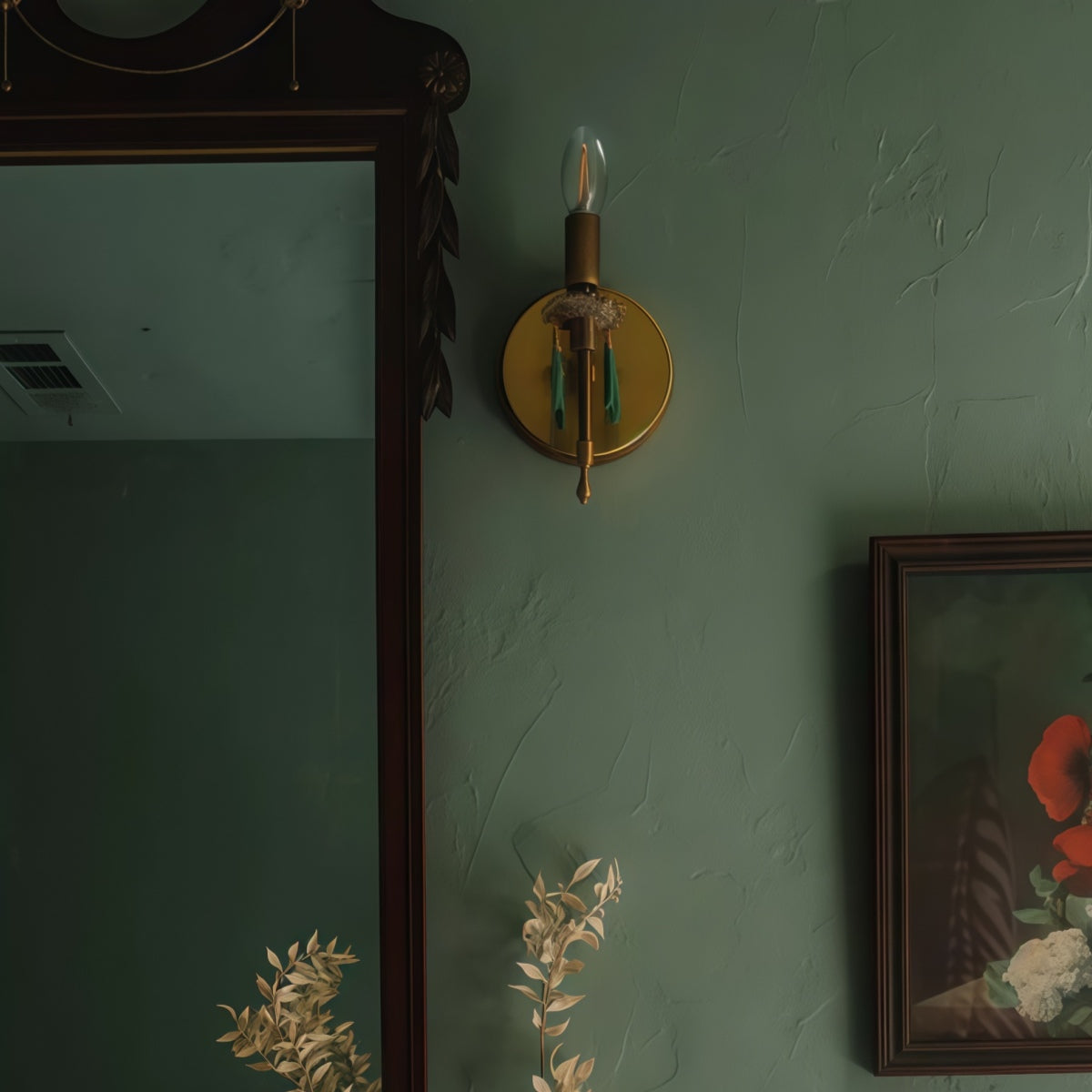 Romantic Victorian Brass Wall Sconce - Accent Light With Tassels