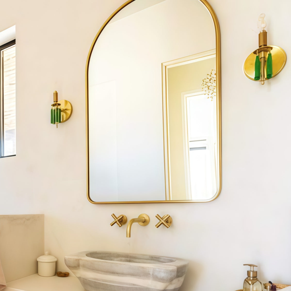 Romantic Victorian Brass Wall Sconce - Accent Light With Tassels