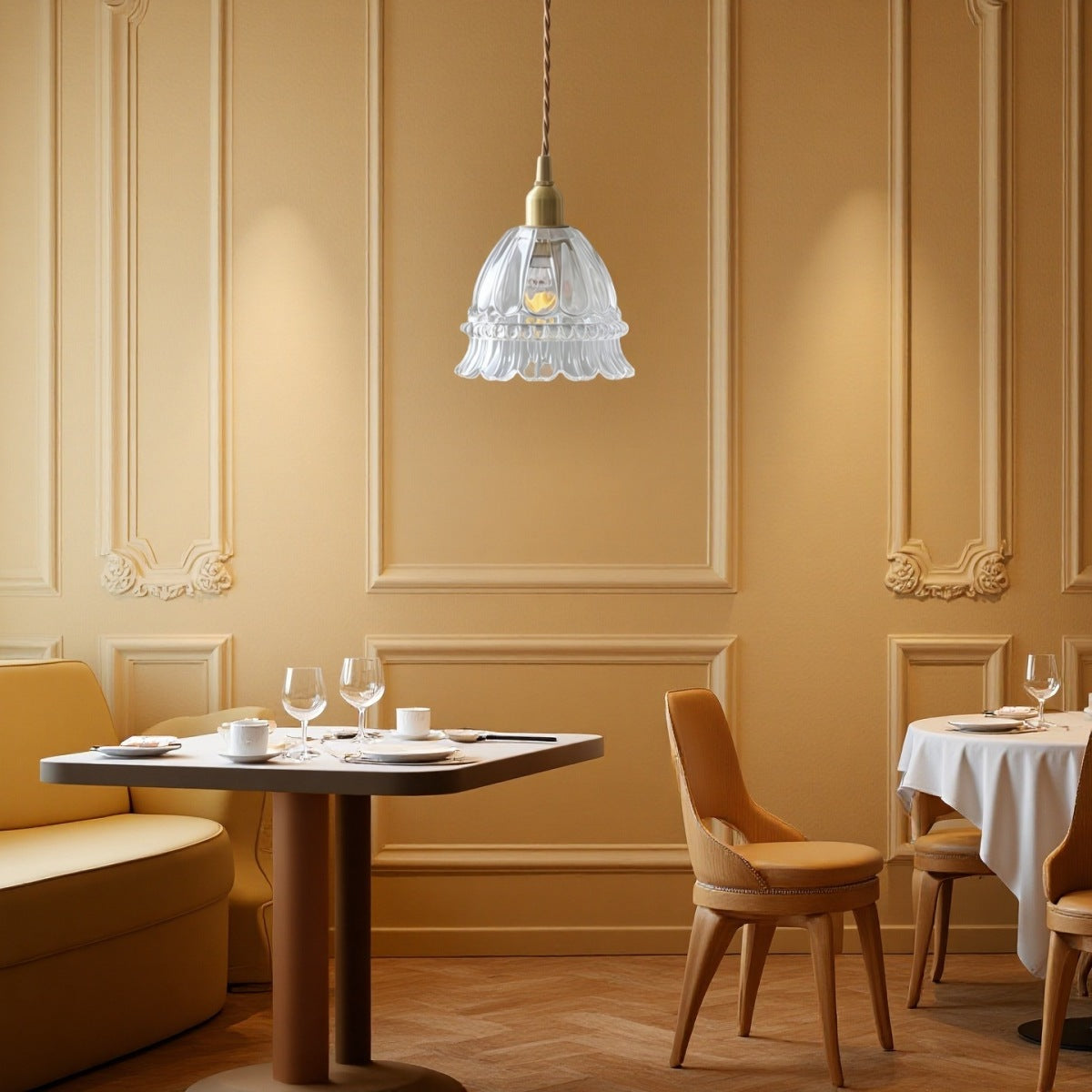 Jellyfish Flower Glass Pendant Light – Walnut & Antique Brass Style