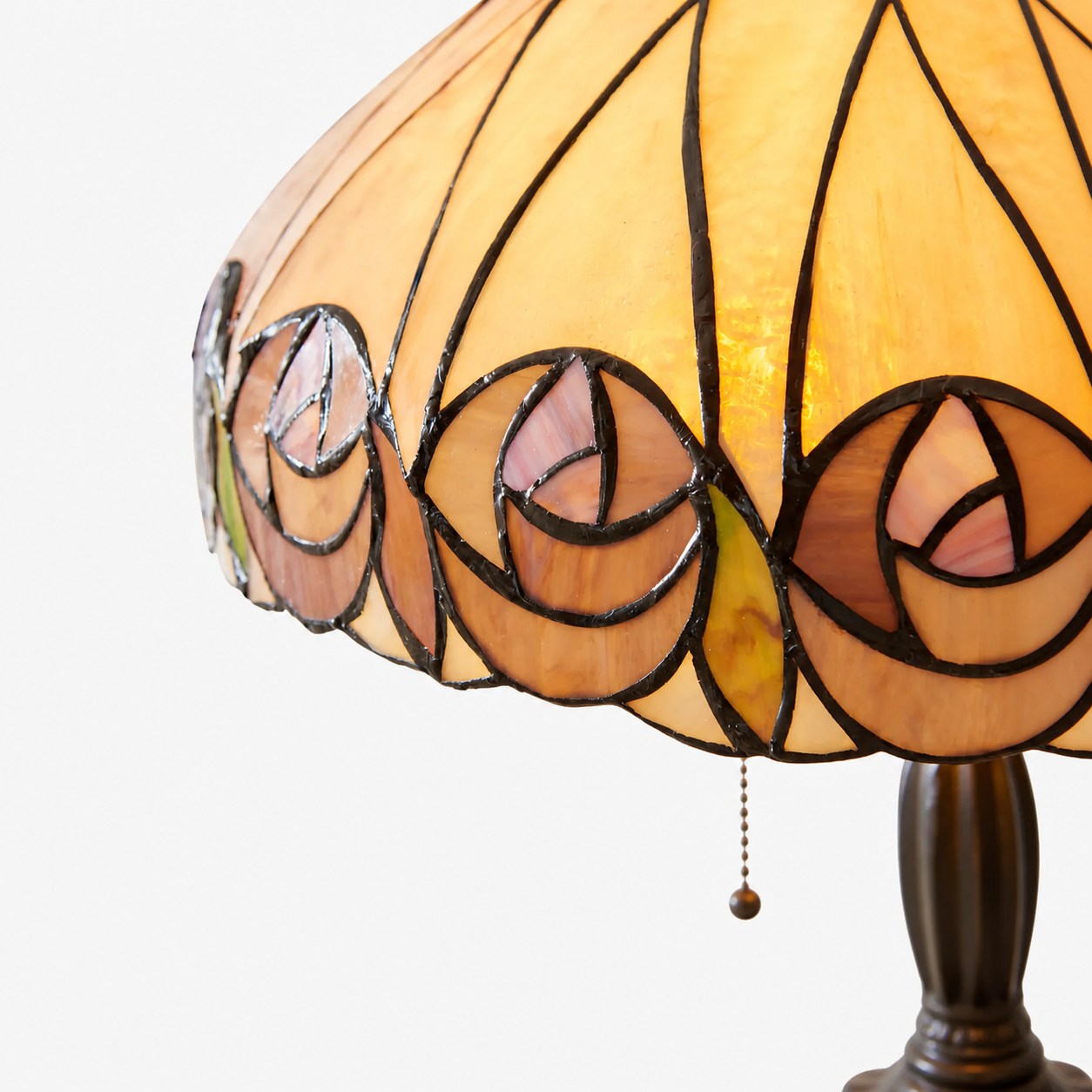 TF Hutchinson Art-Glass Tiffany Style Table Lamp – Handcrafted Design for Home and Office