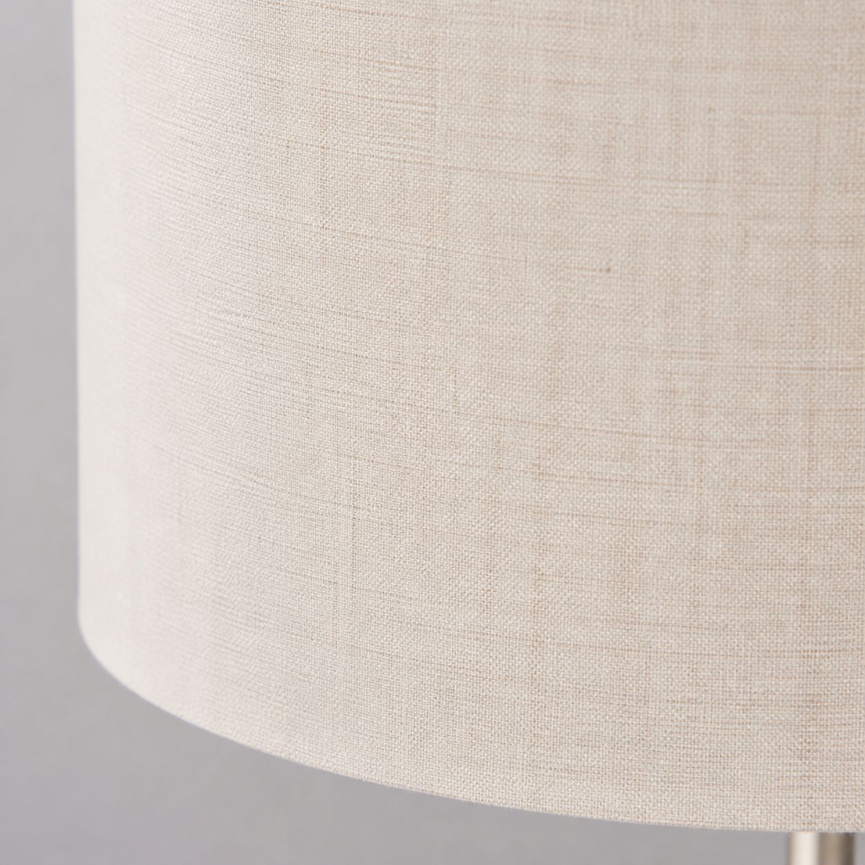 Tela 1‑Light and 3‑Light Table Lamp – Modern Linen & Metal for Bedside or Living Room