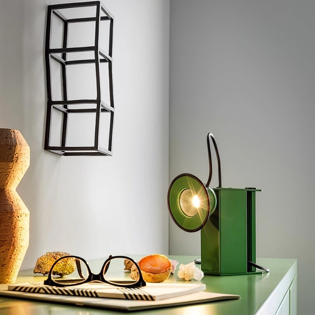 Magnetic Adjustable Camera Table Lamp