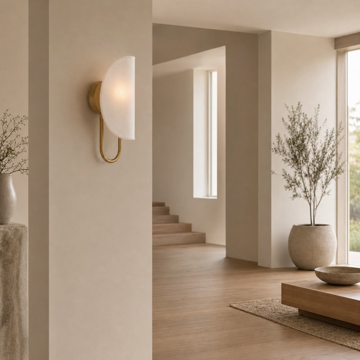 Minimalist Modern Wall Light with Brass or Fabric Shade for Ambient Lighting