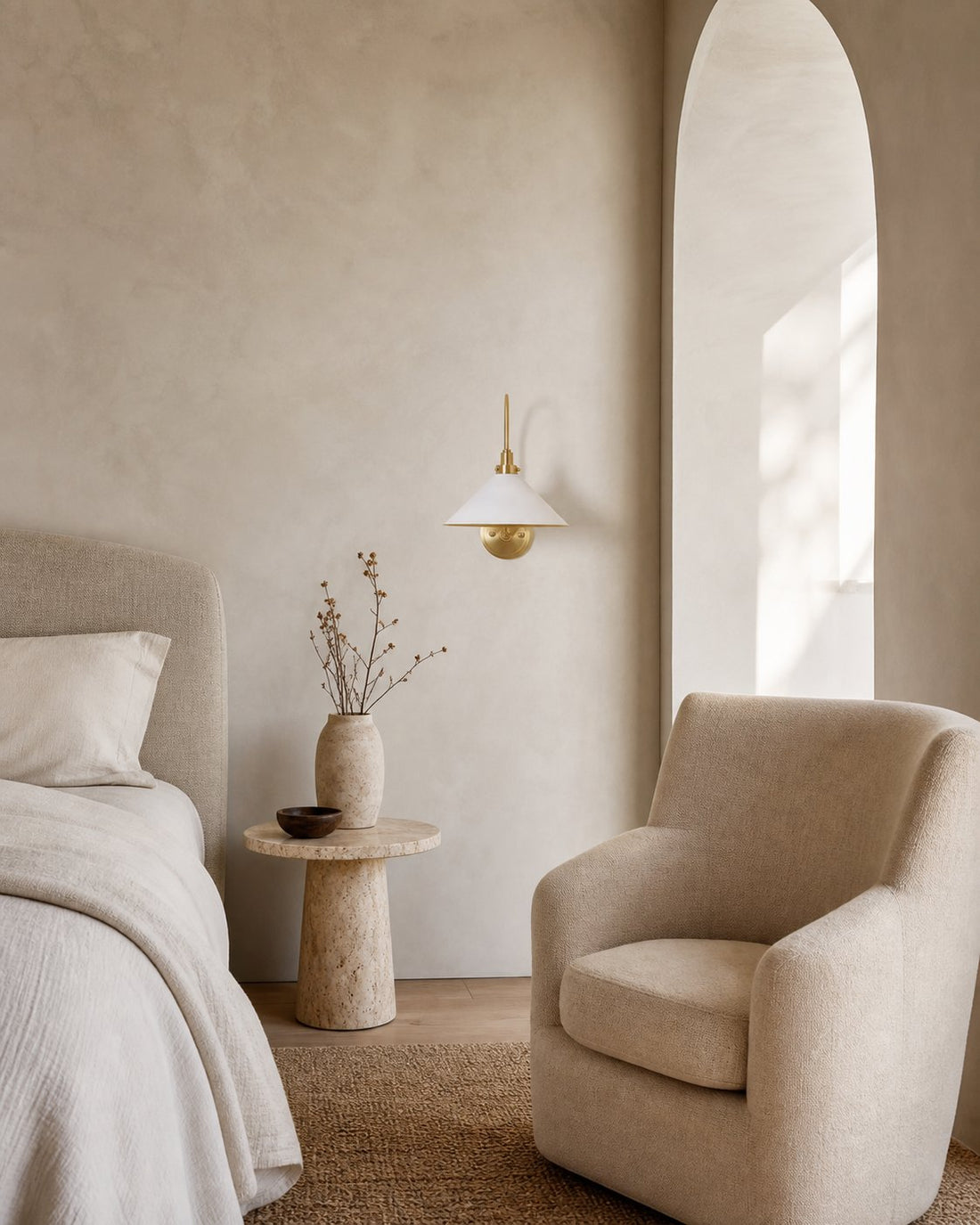 Ivoran Brass Gooseneck Wall Sconce - Curved Arm Dome Shade Light for Bedroom and Hallway