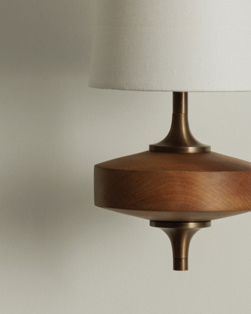 Hour Rho Wall Lamp