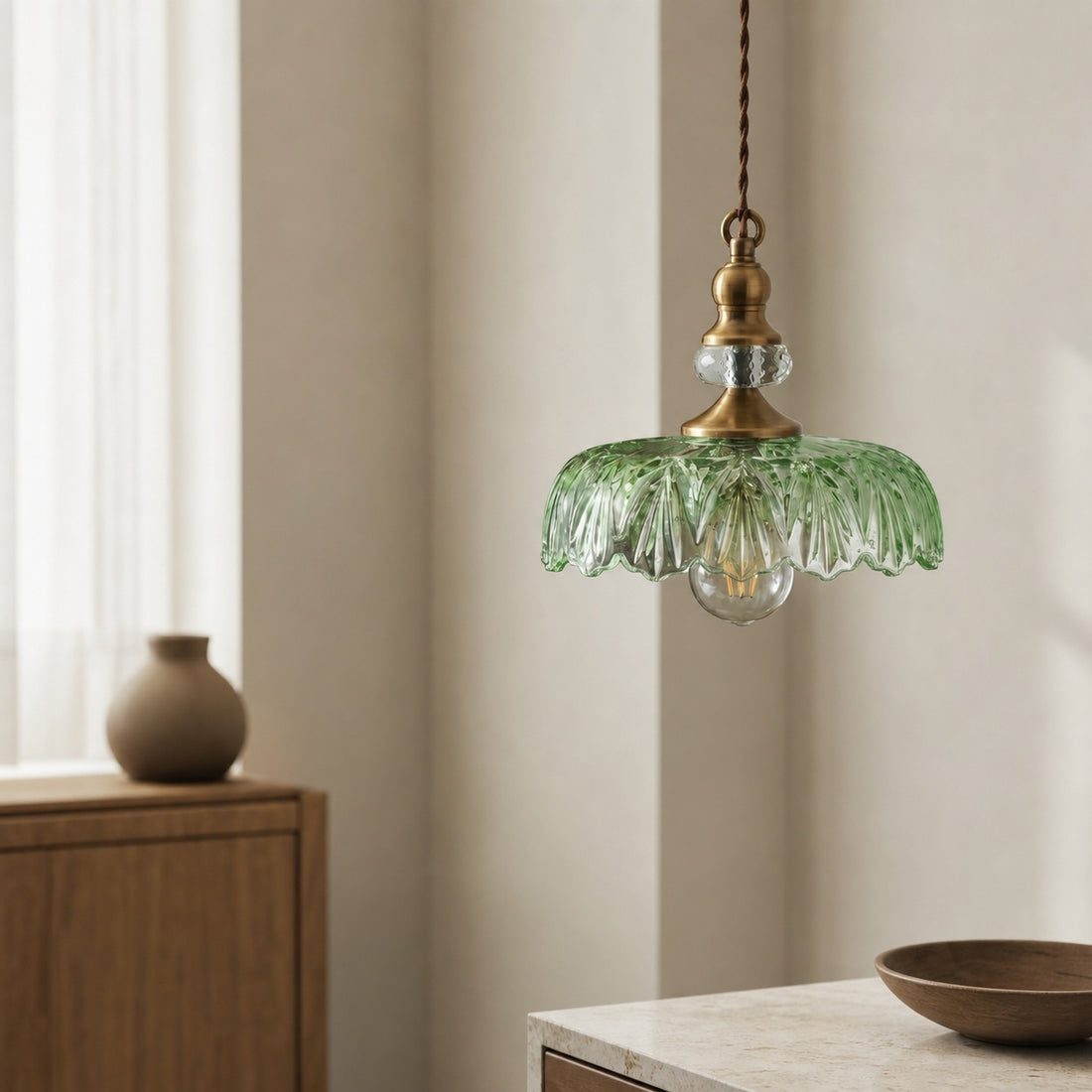 Verdoma Flower Glass Pendant Light - Vintage Floral Design for Living and Dining U01