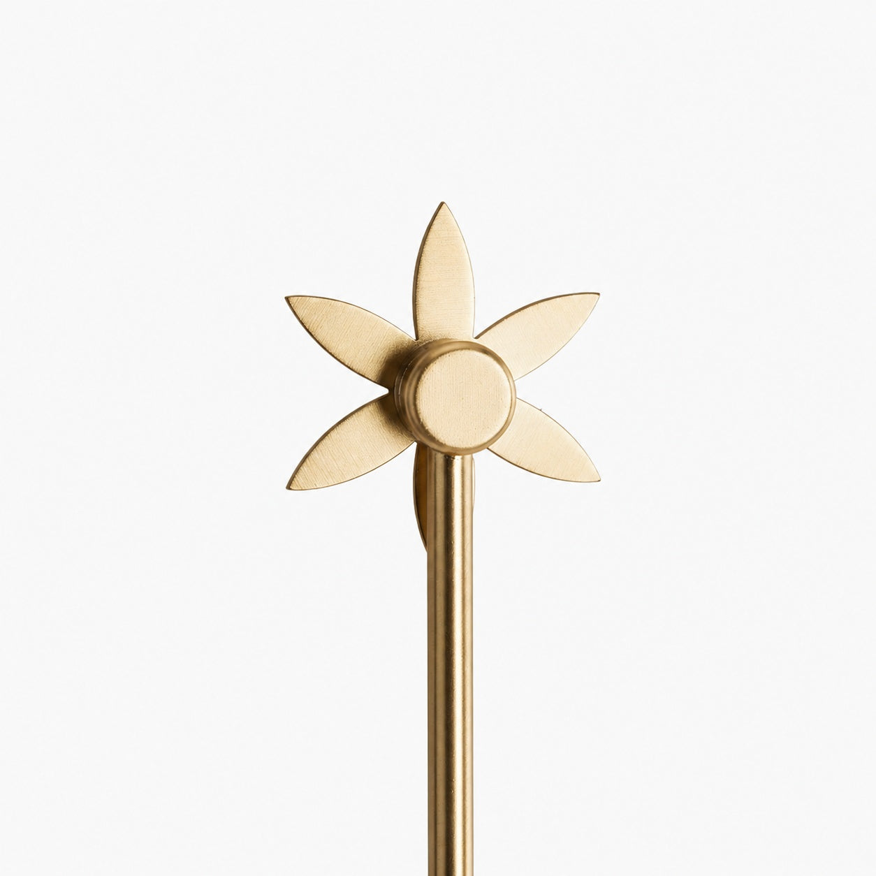 Albi Alabaster Wall Lamp - Carved floral Outlines are Suitable for Living Rooms or Bedrooms