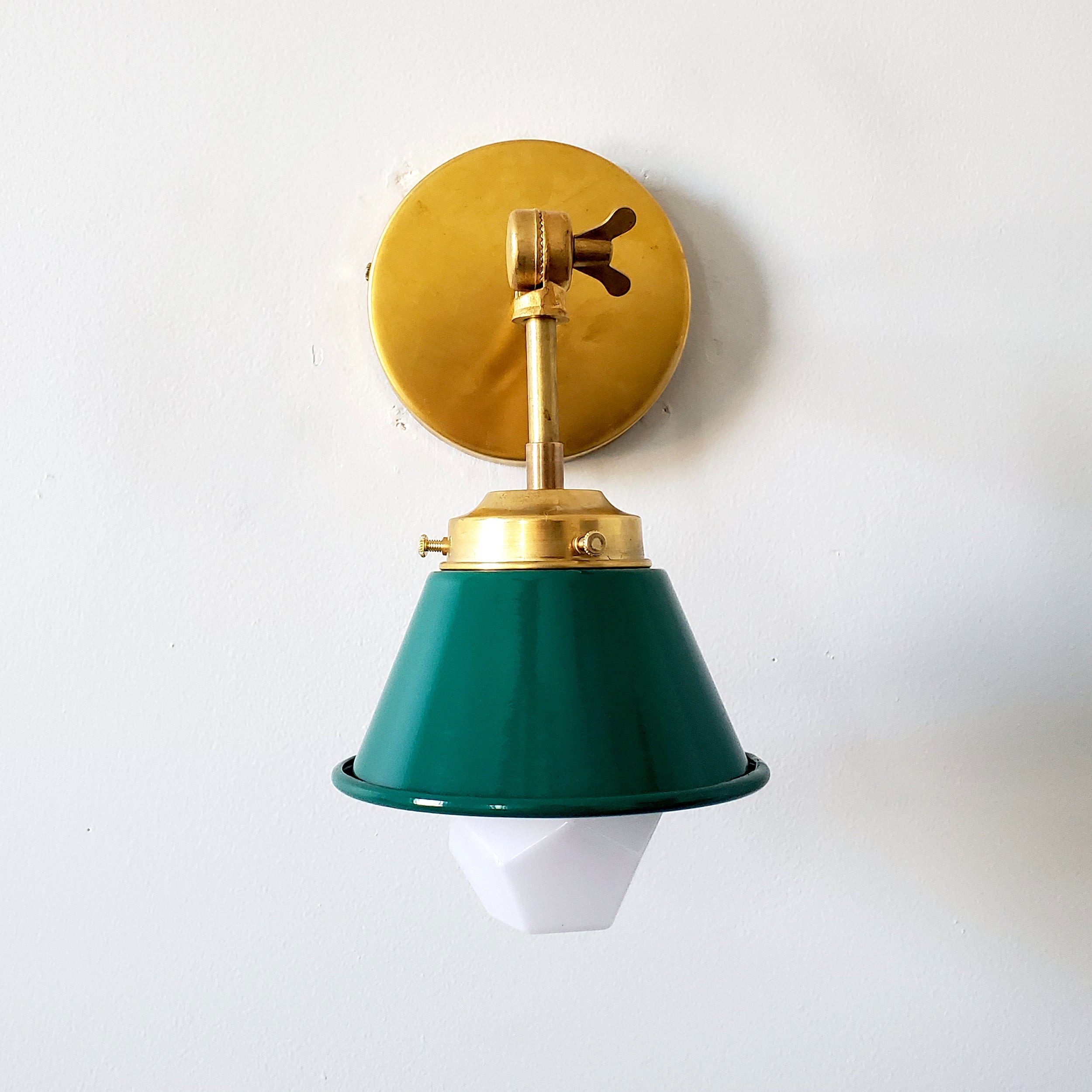 Modern Cone With Elegant Swivel Mechanism Brass Wall Lamp
