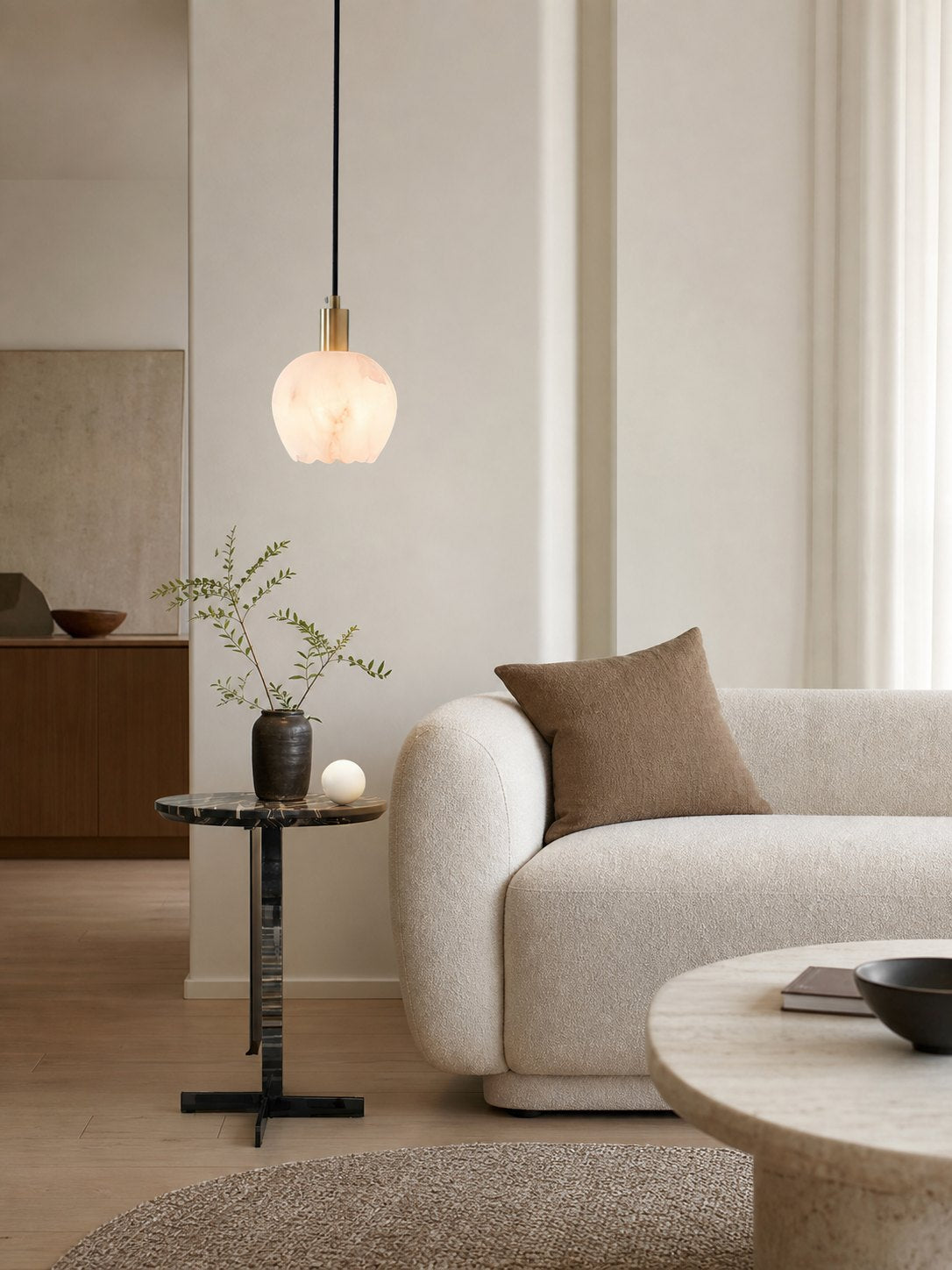 Lilin Alabaster Pendant Light
