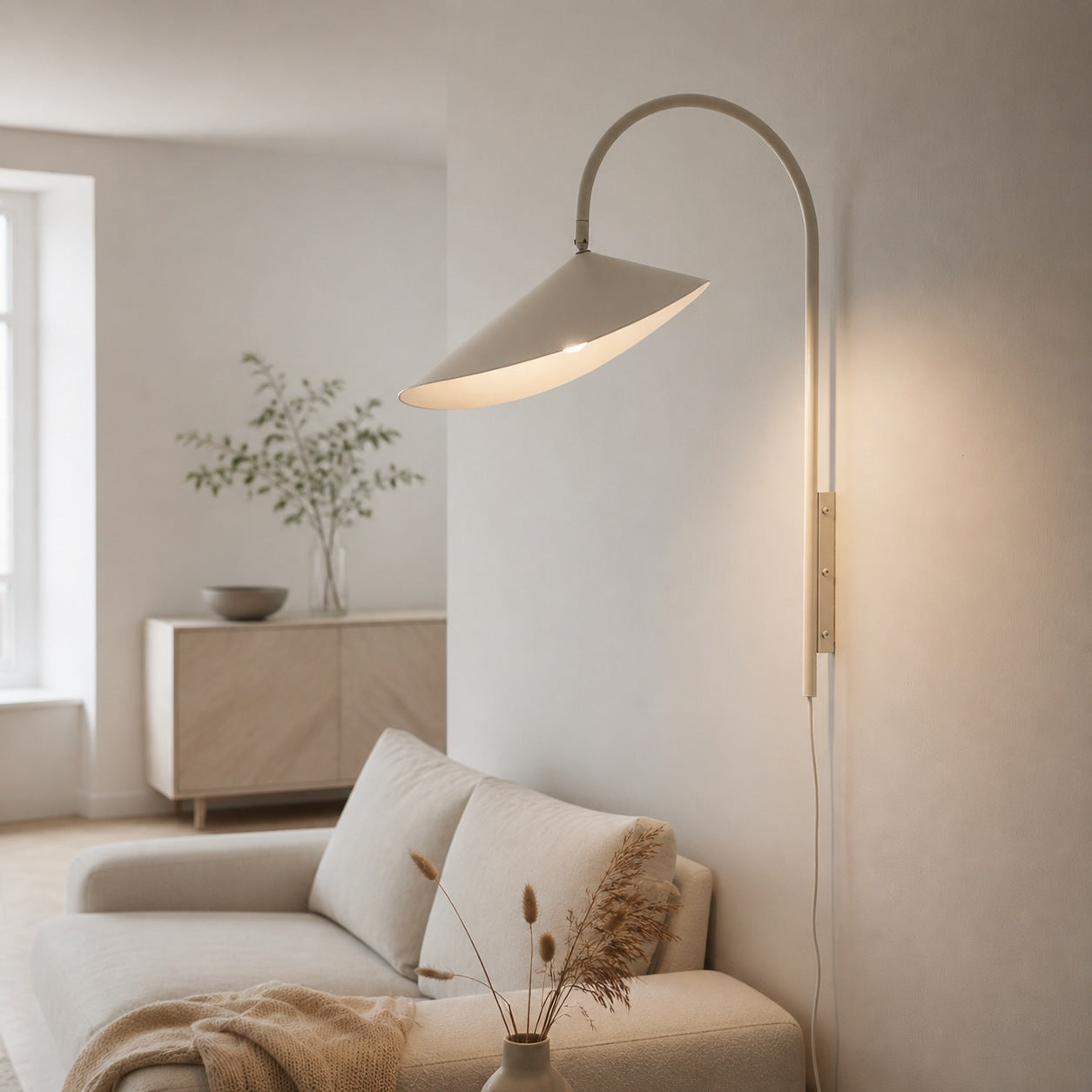 Swivora Adjustable Wall Light – Elegant Swivel Arm Contemporary Metal Lamp for Office and Kitchen N09