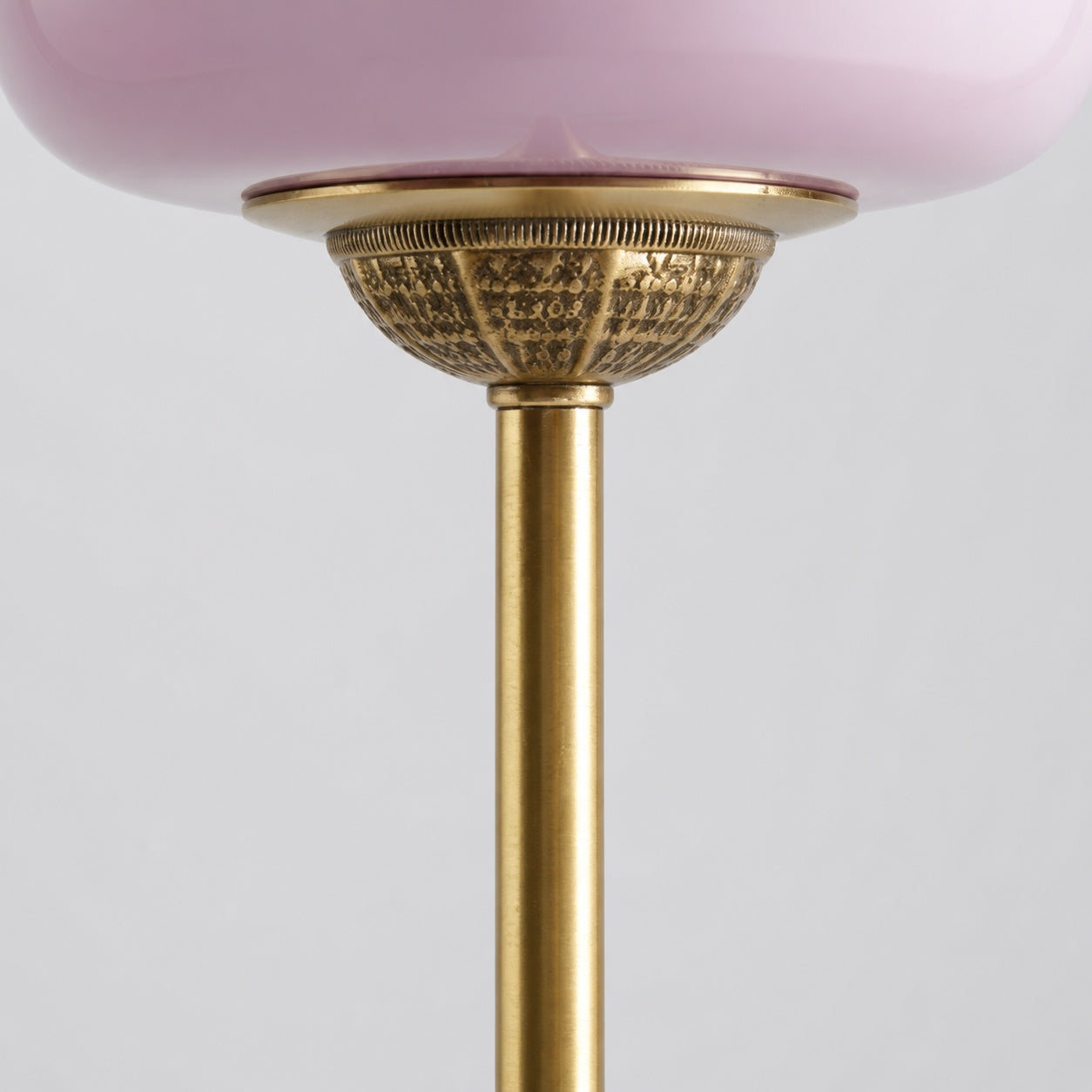 Eloise Textured Glass Pumpkin-Inspired Floor Lamp - Organic Artistry and Retro Style for Living Rooms