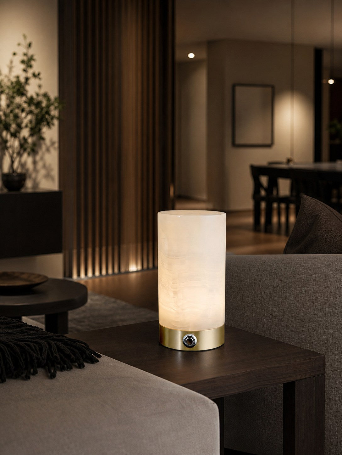 Totem Alabaster Table Lamp (built-in battery)